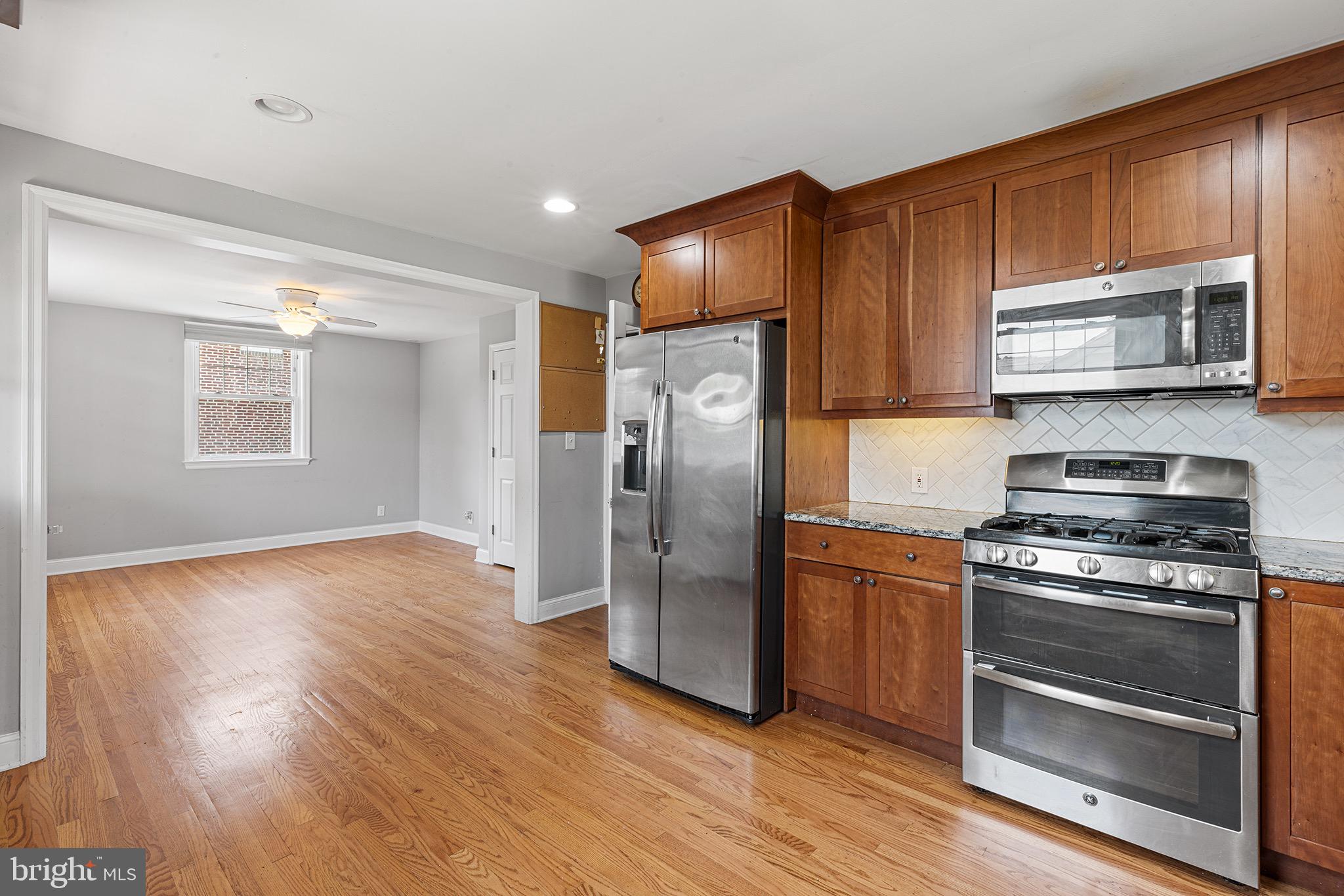 WOODMERE - Residential