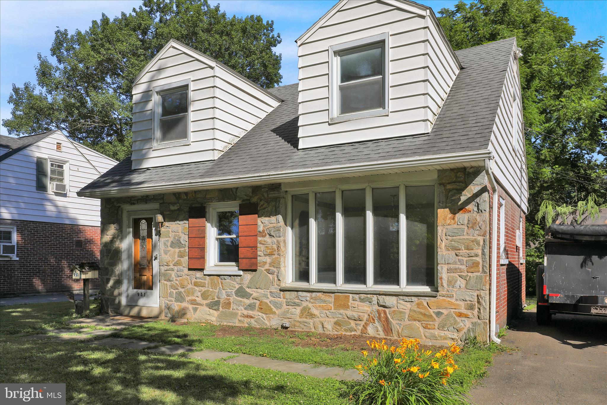 GRANDVIEW HEIGHTS - Residential