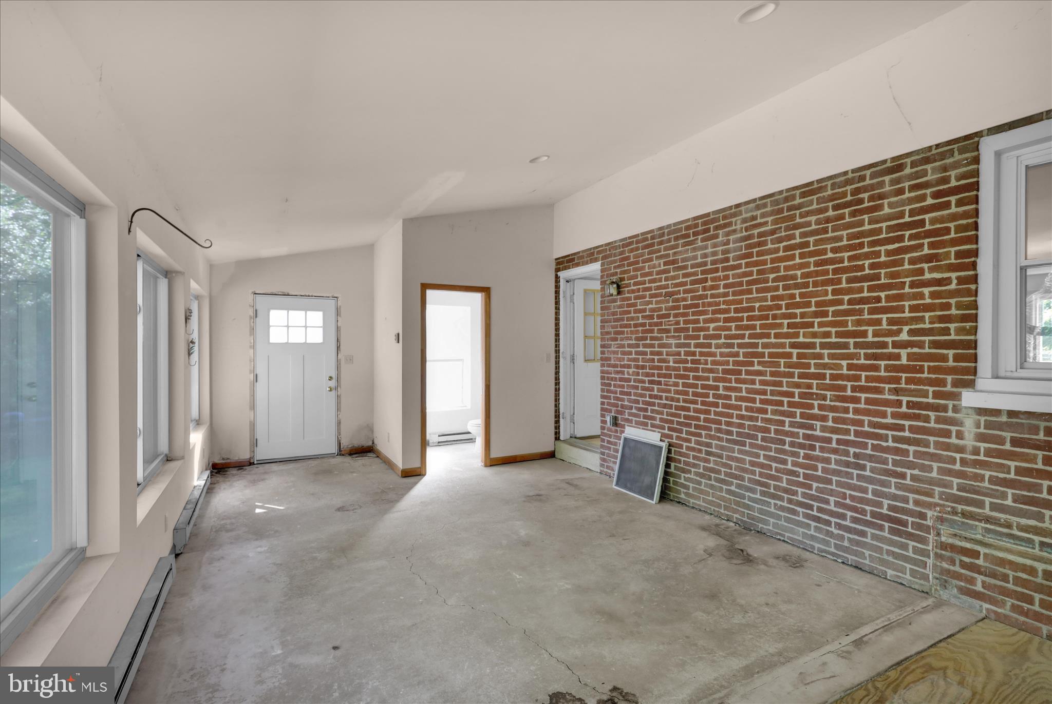GRANDVIEW HEIGHTS - Residential