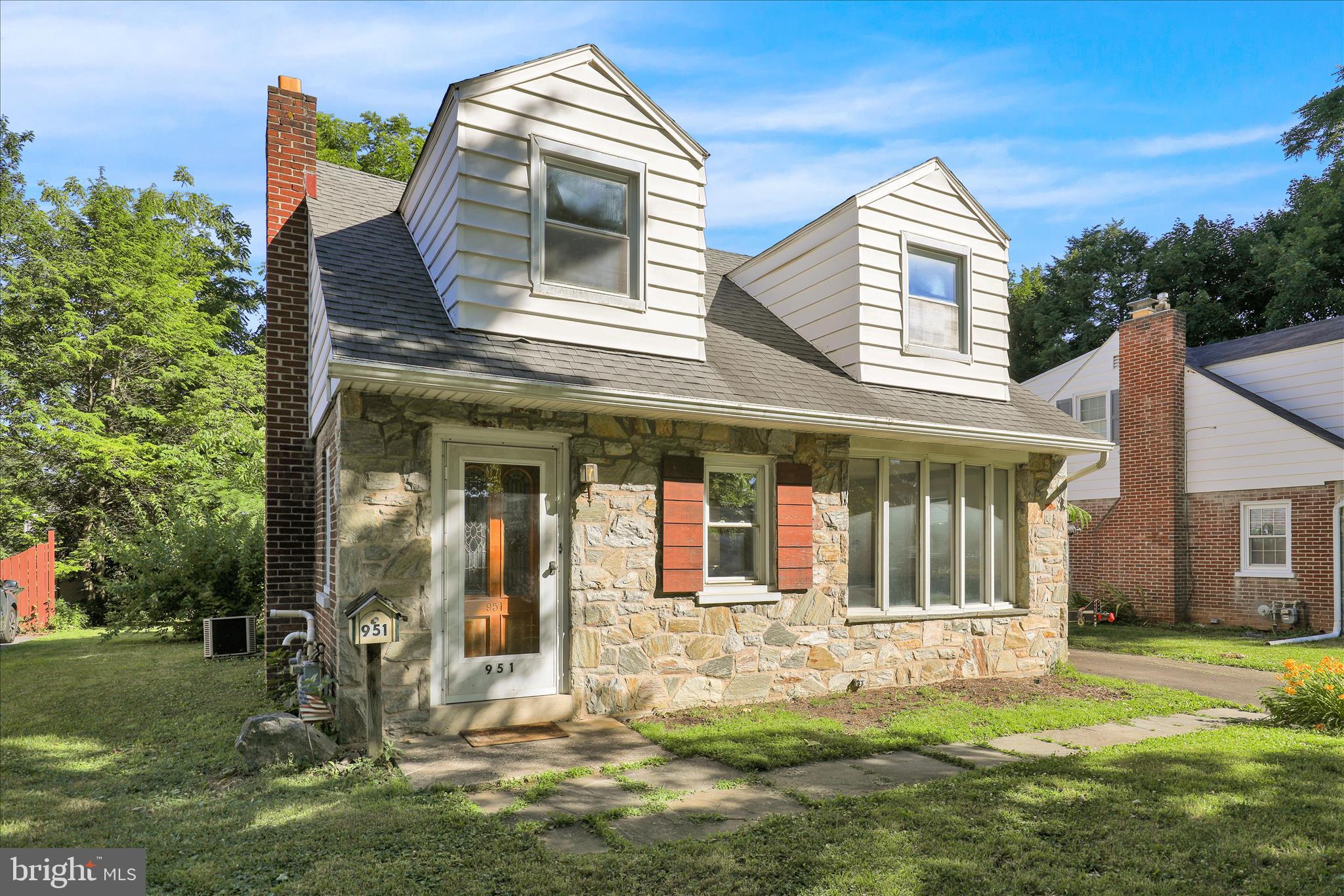 GRANDVIEW HEIGHTS - Residential