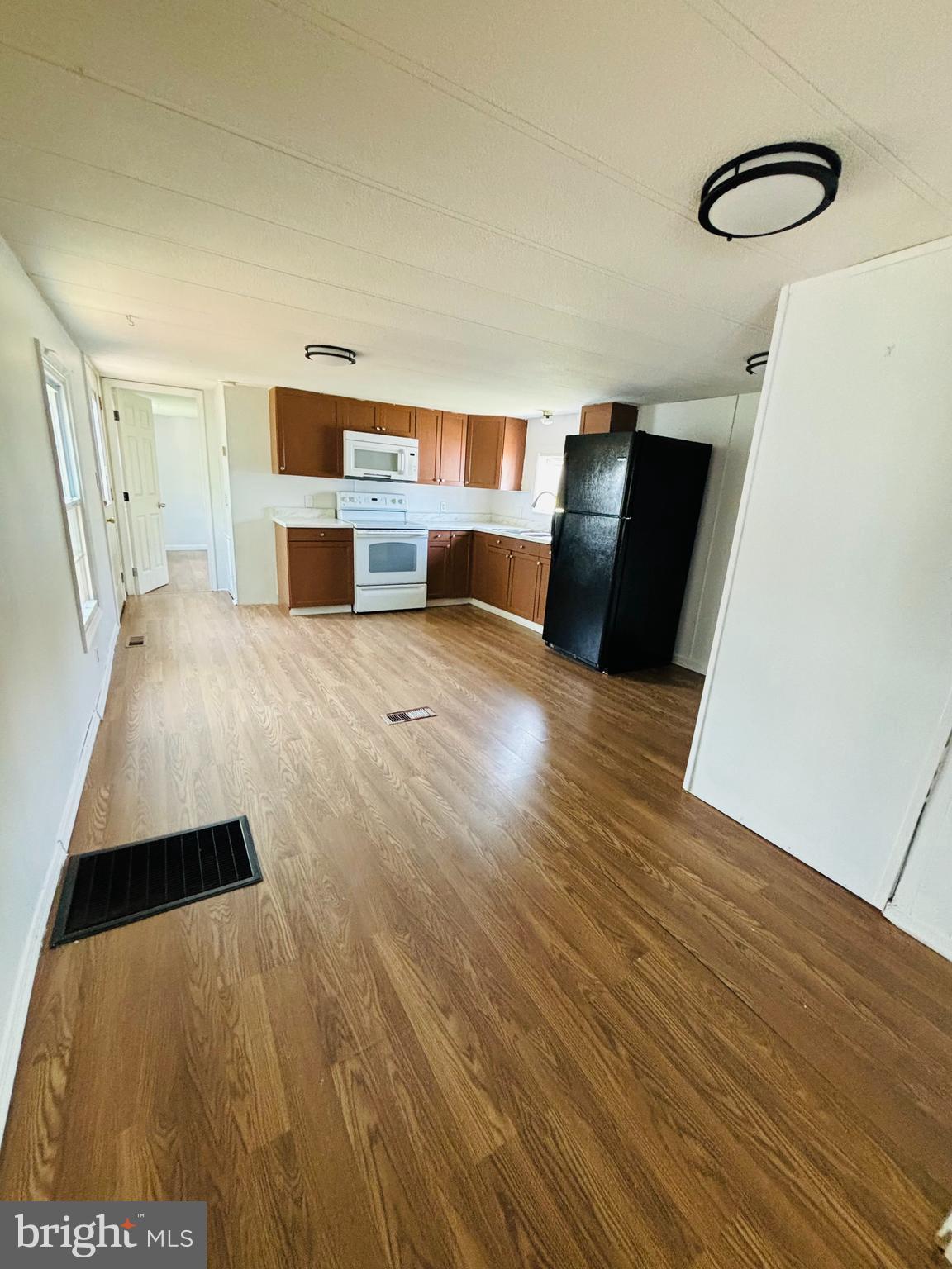 HARFORD VILLAGE - Residential