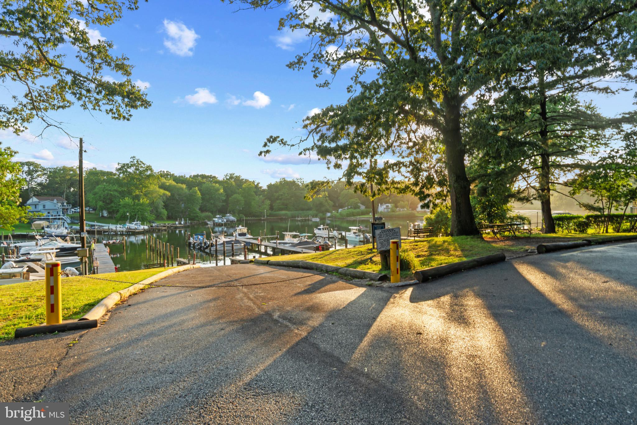 SYLVAN VIEW ON MAGOTHY - Residential
