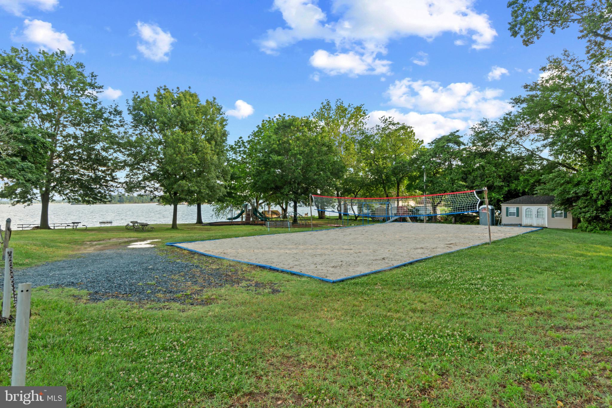 SYLVAN VIEW ON MAGOTHY - Residential