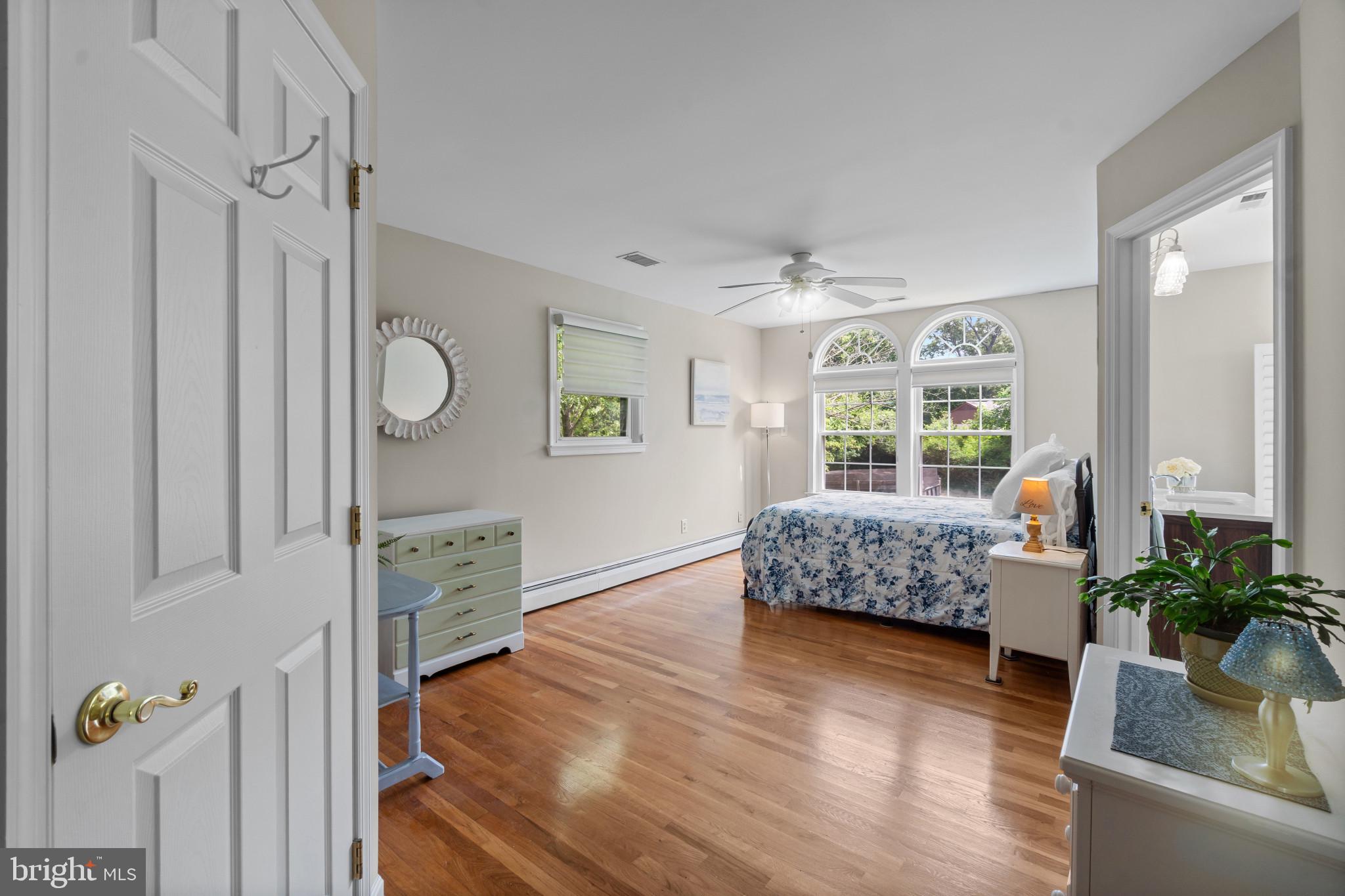 SYLVAN VIEW ON MAGOTHY - Residential