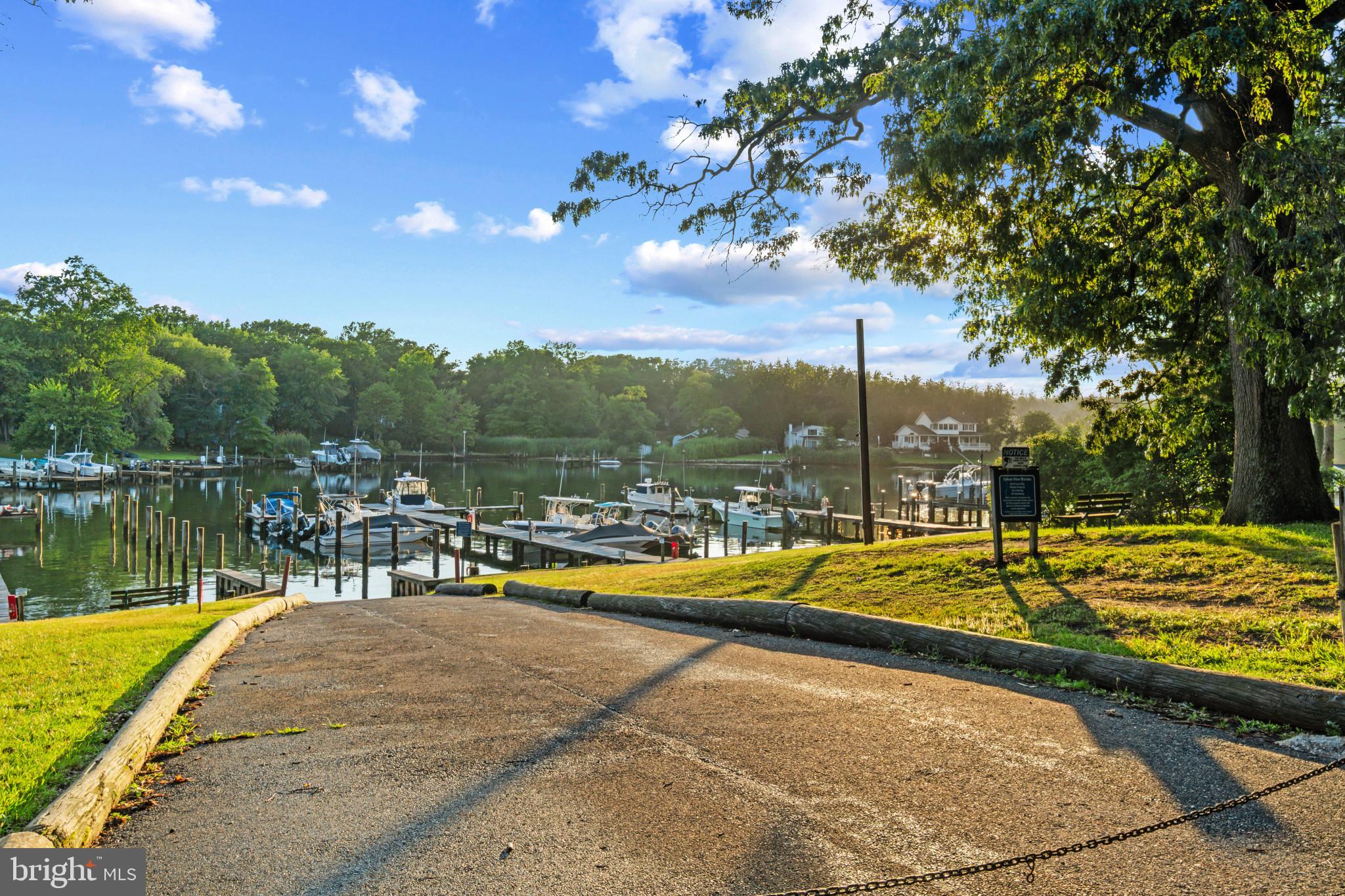 SYLVAN VIEW ON MAGOTHY - Residential