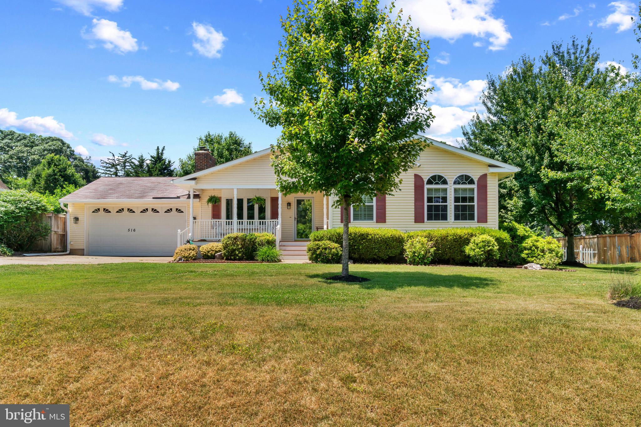 SYLVAN VIEW ON MAGOTHY - Residential