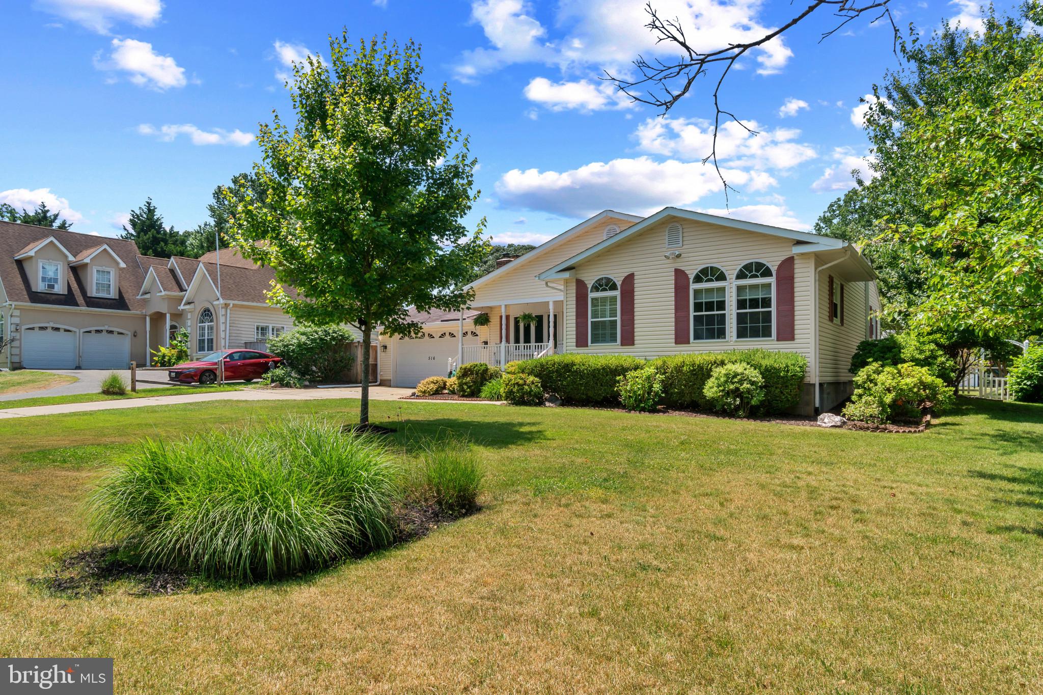 SYLVAN VIEW ON MAGOTHY - Residential