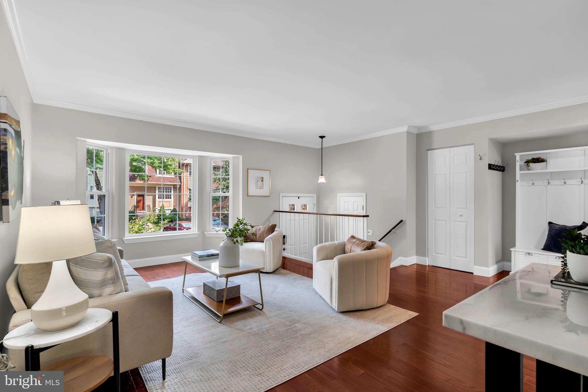 LAFAYETTE VILLAGE - Residential