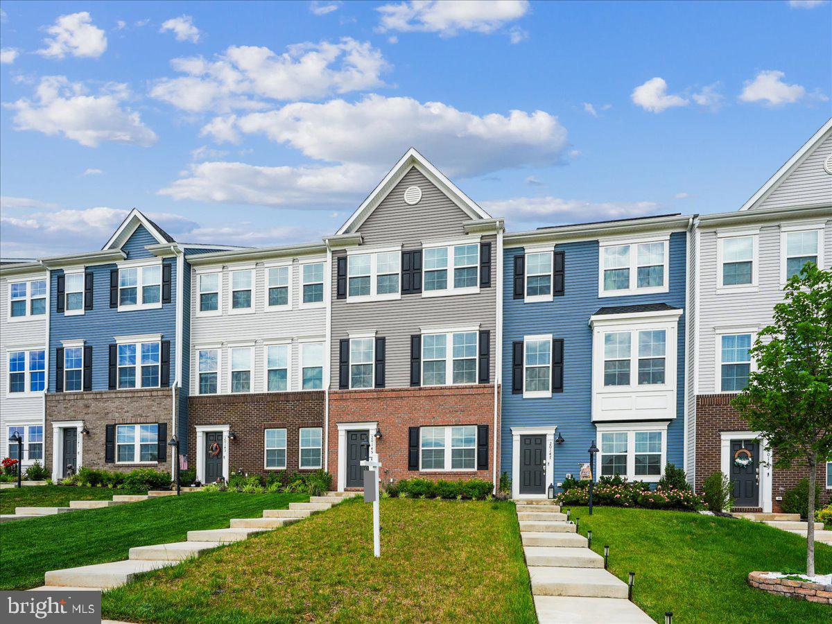 CLEVENGER CORNER VILLAGE - Residential