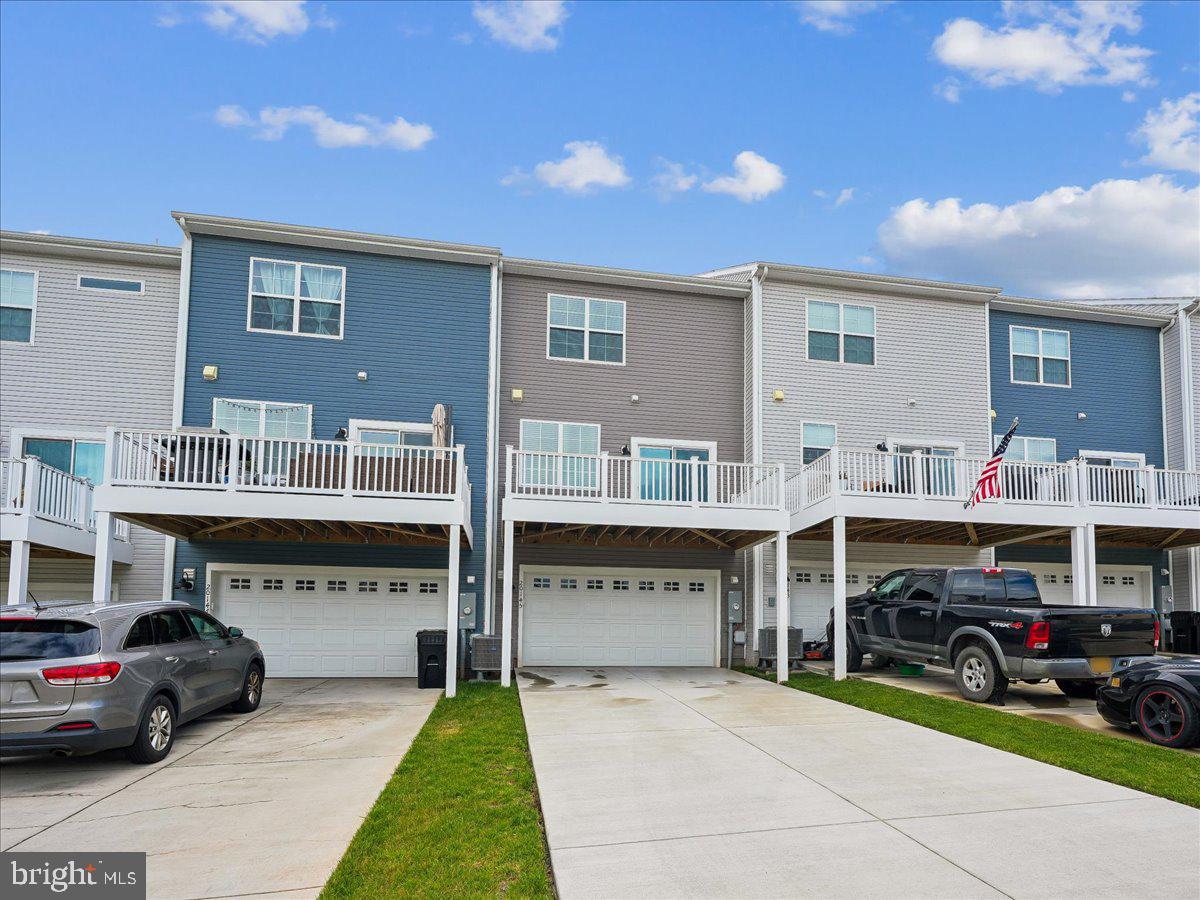 CLEVENGER CORNER VILLAGE - Residential