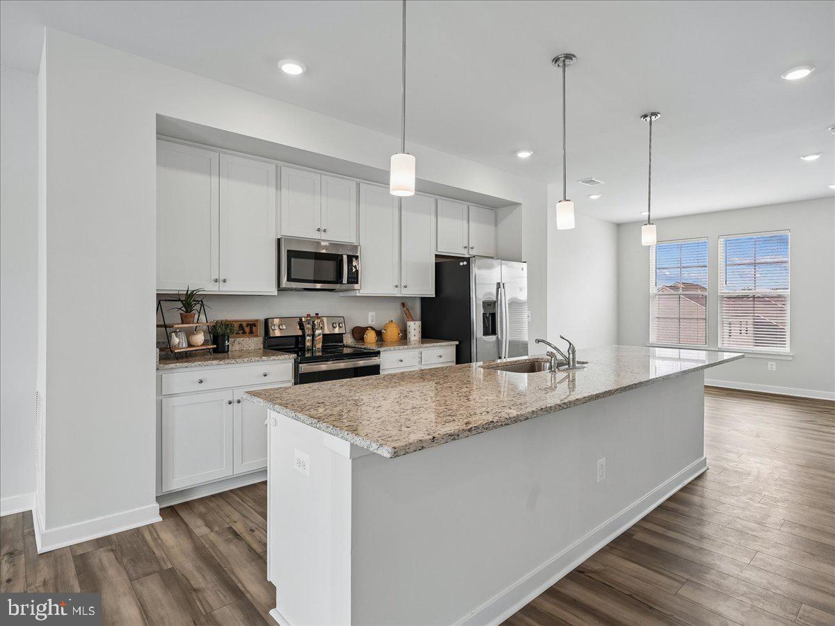 CLEVENGER CORNER VILLAGE - Residential