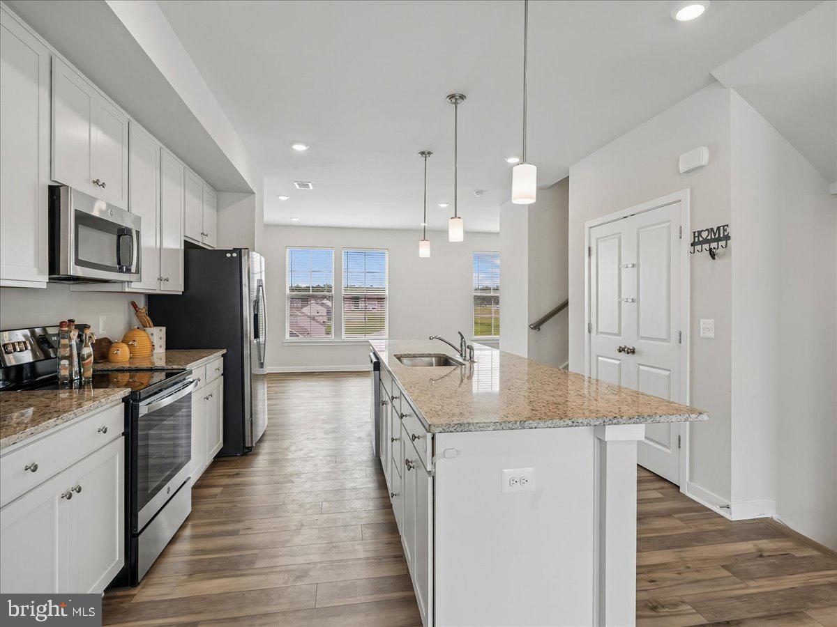 CLEVENGER CORNER VILLAGE - Residential