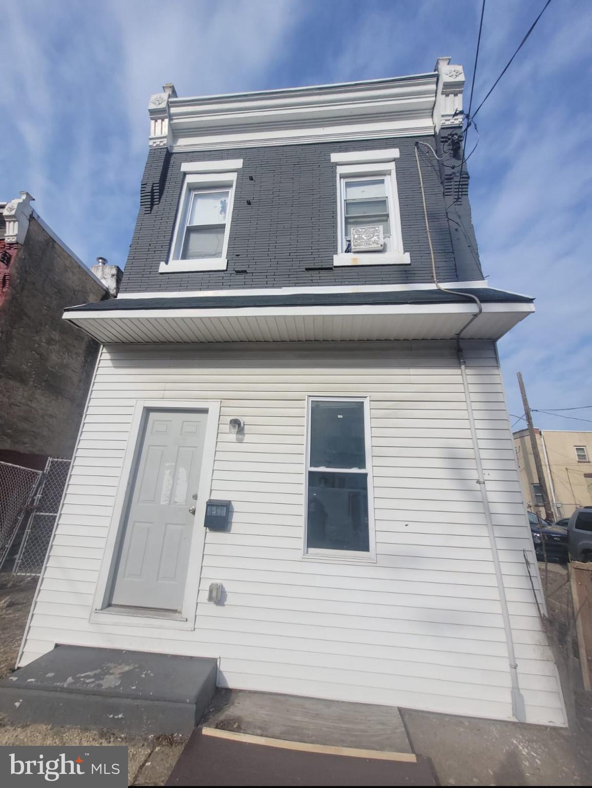 PHILADELPHIA - Residential