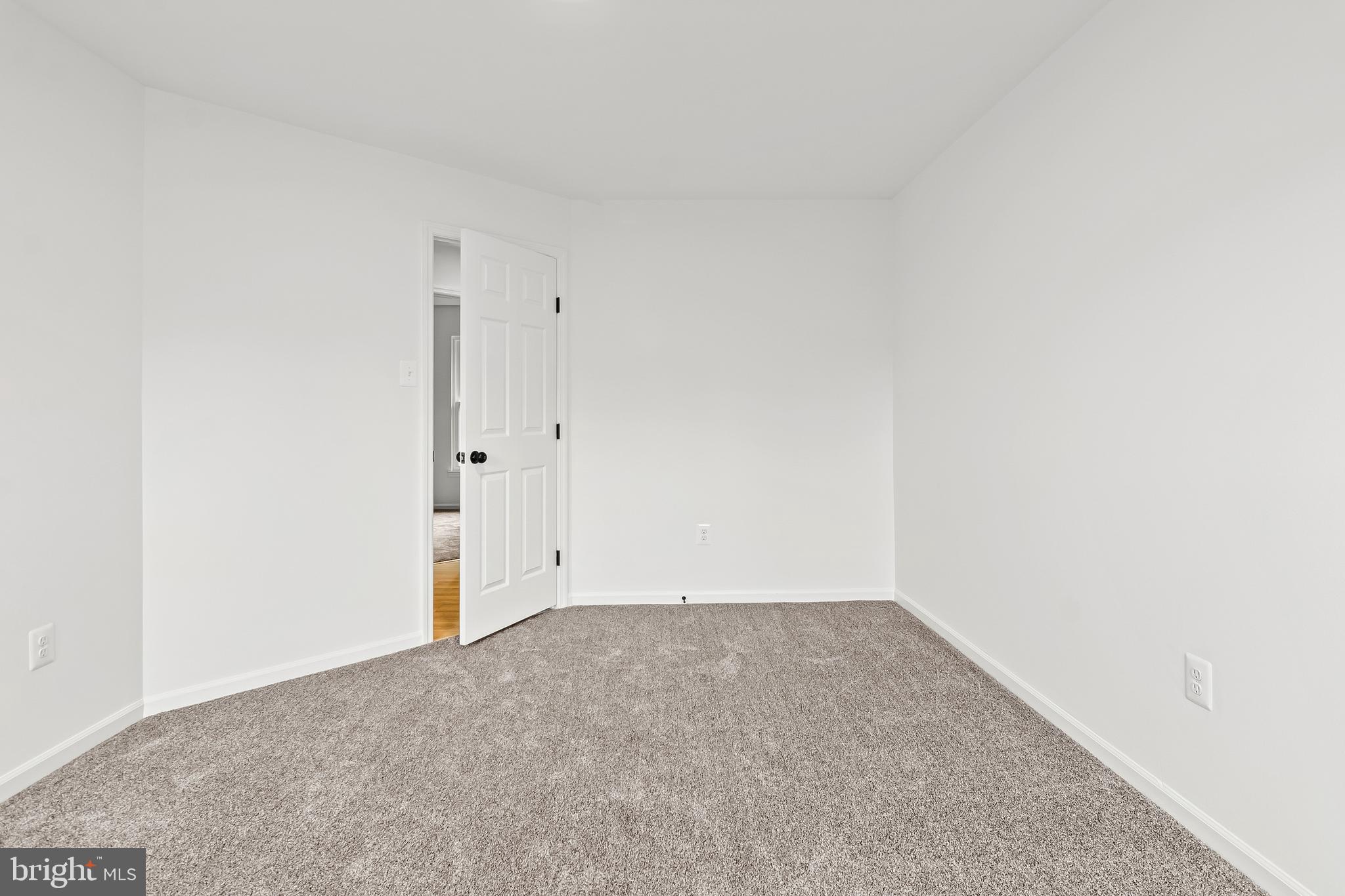 OFFUTT RIDGE - Residential