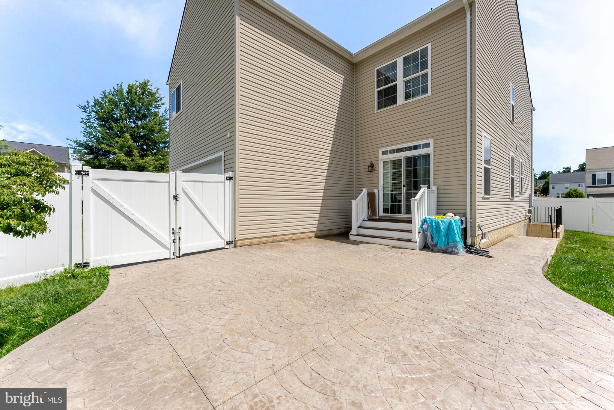 HOPE HILL CROSSING - Residential