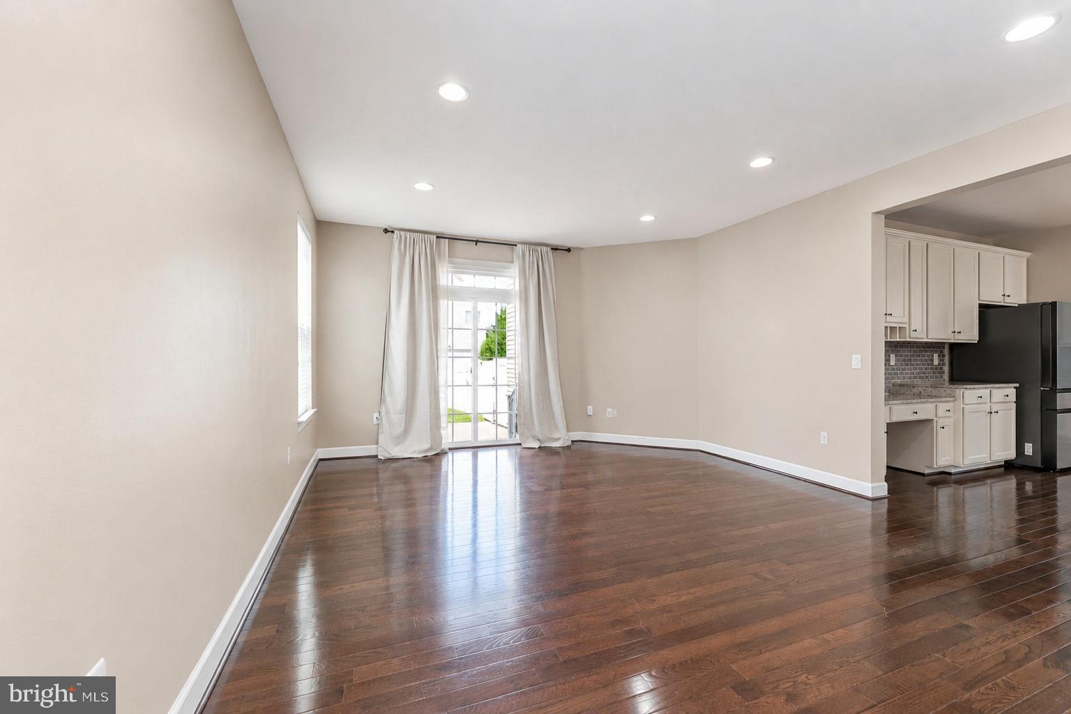 HOPE HILL CROSSING - Residential