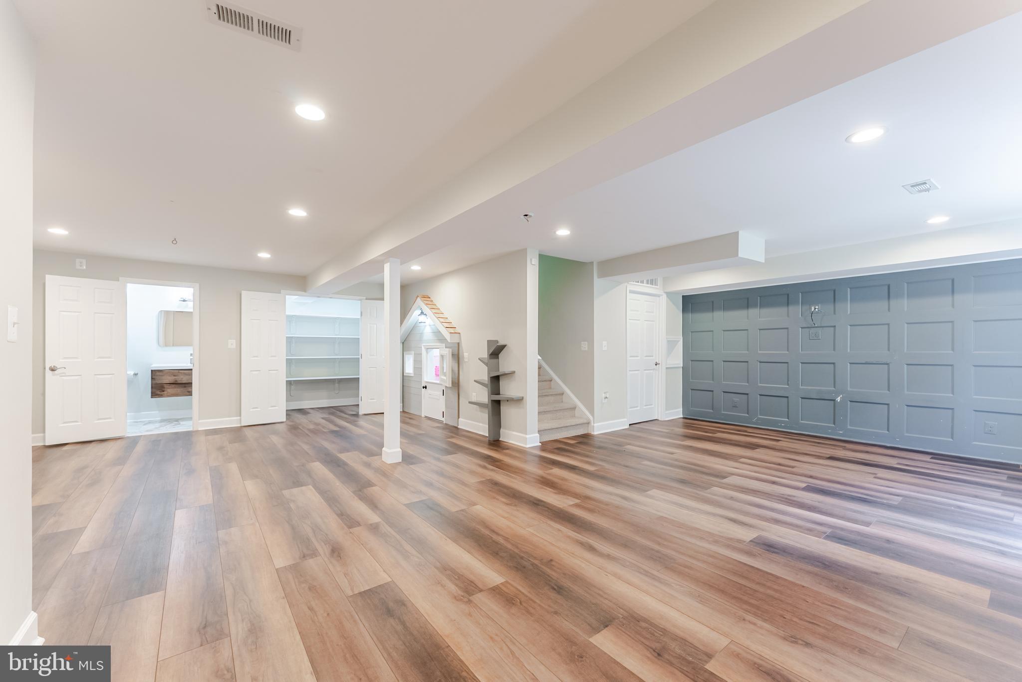 HOPE HILL CROSSING - Residential