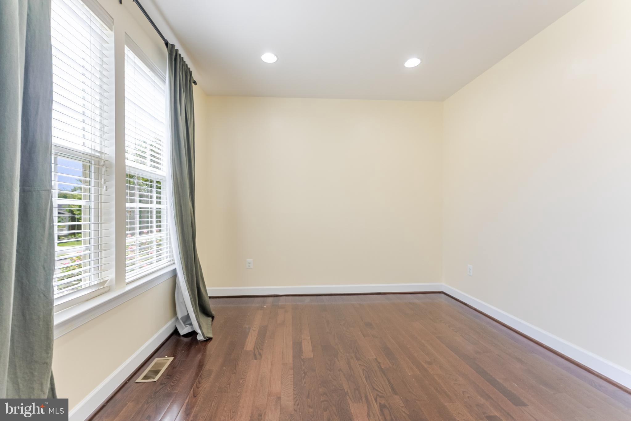 HOPE HILL CROSSING - Residential