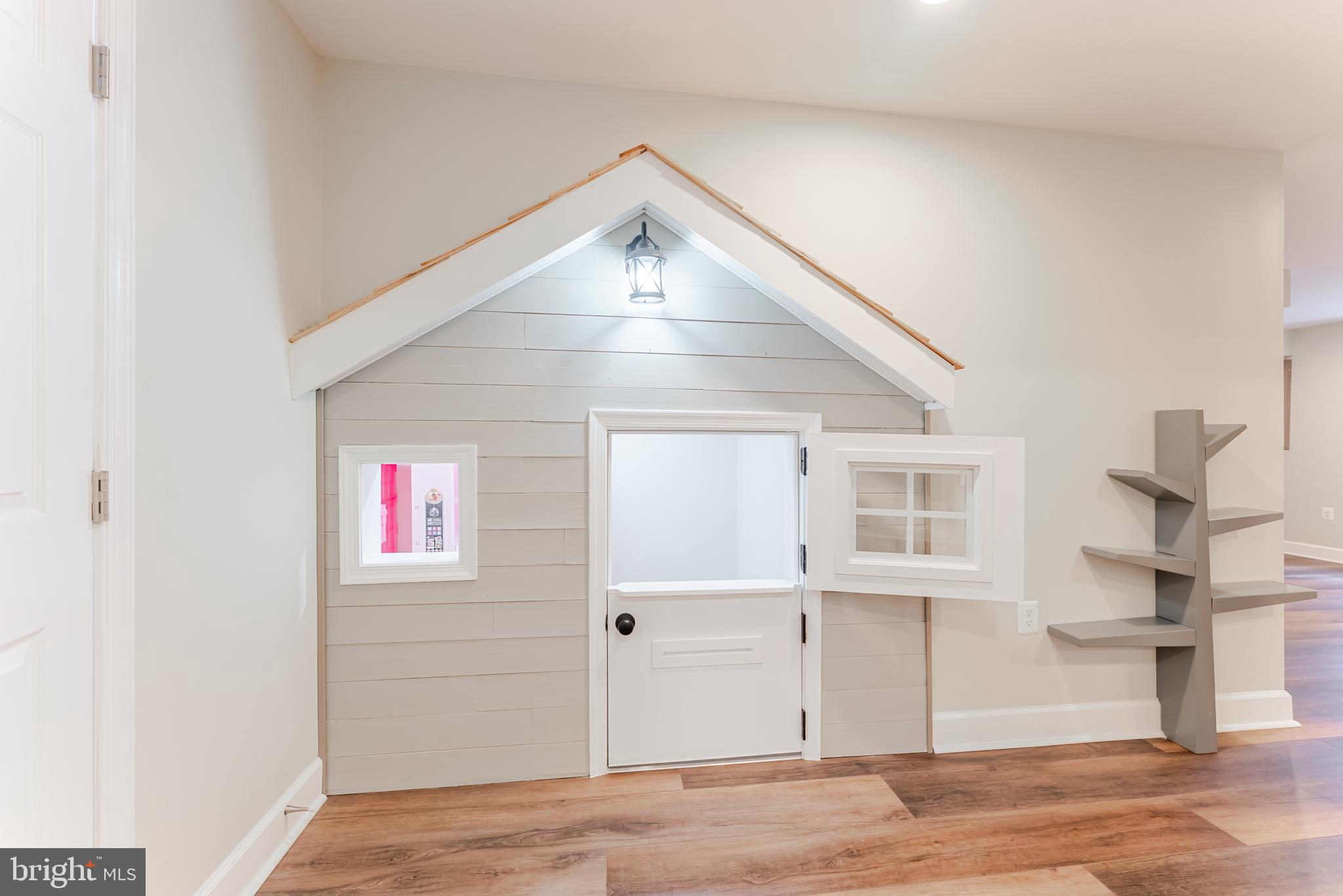 HOPE HILL CROSSING - Residential