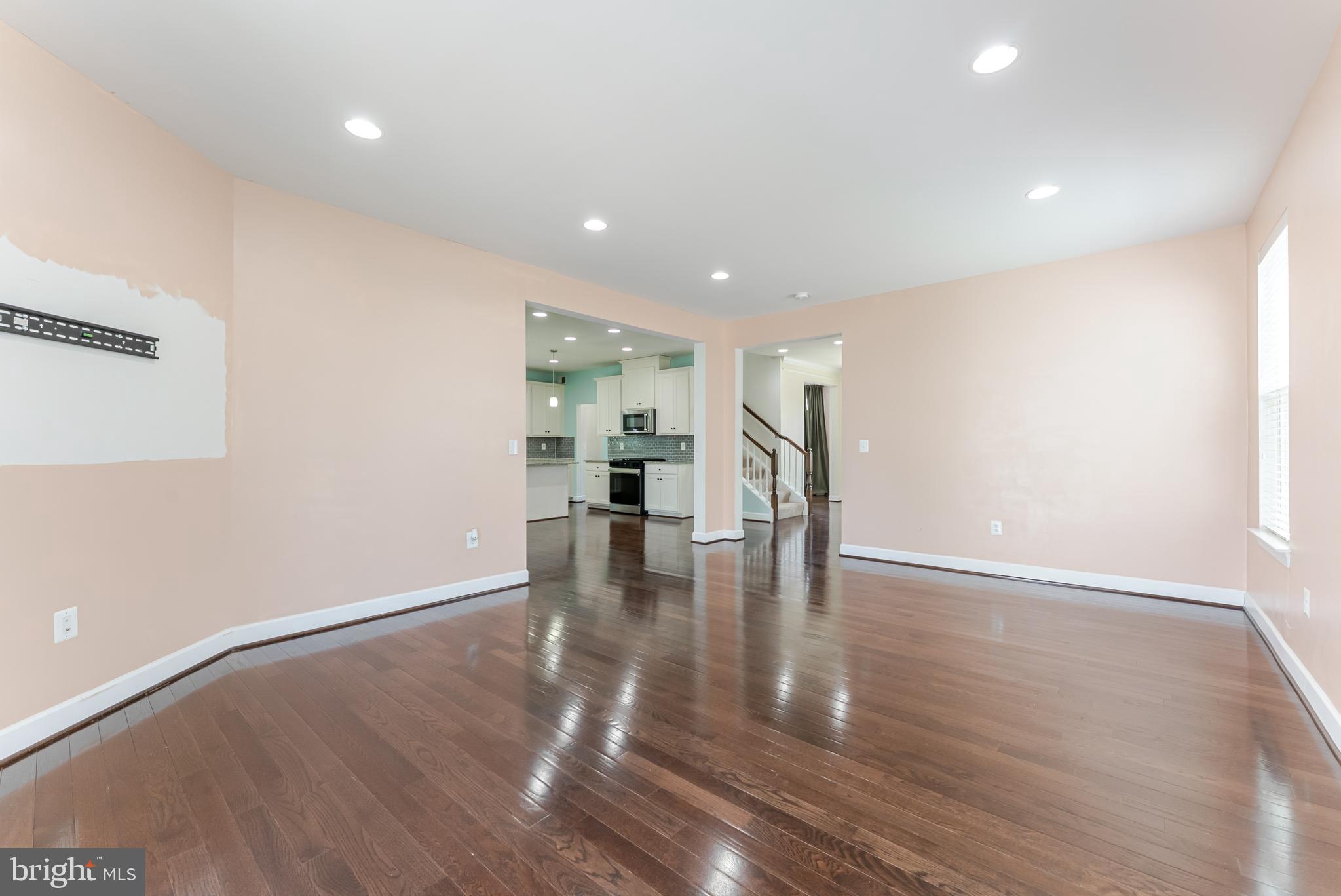 HOPE HILL CROSSING - Residential