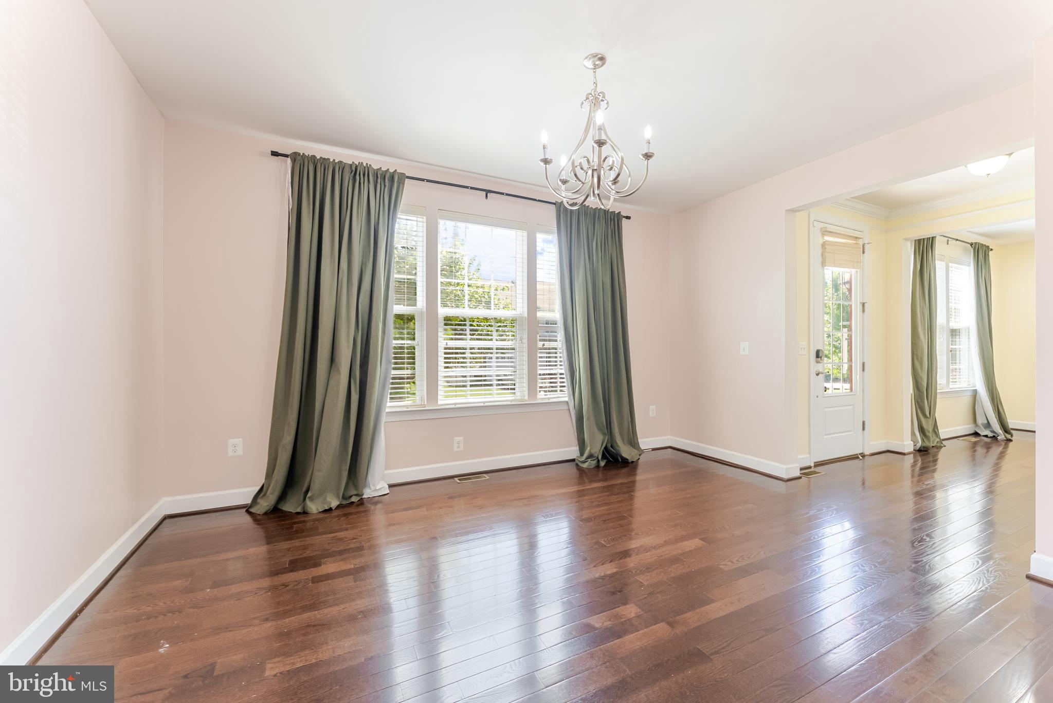 HOPE HILL CROSSING - Residential