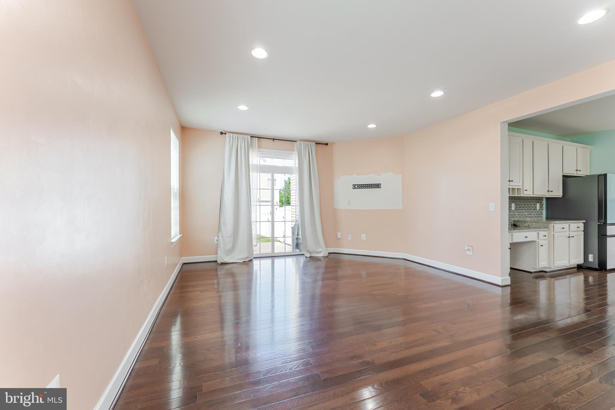 HOPE HILL CROSSING - Residential