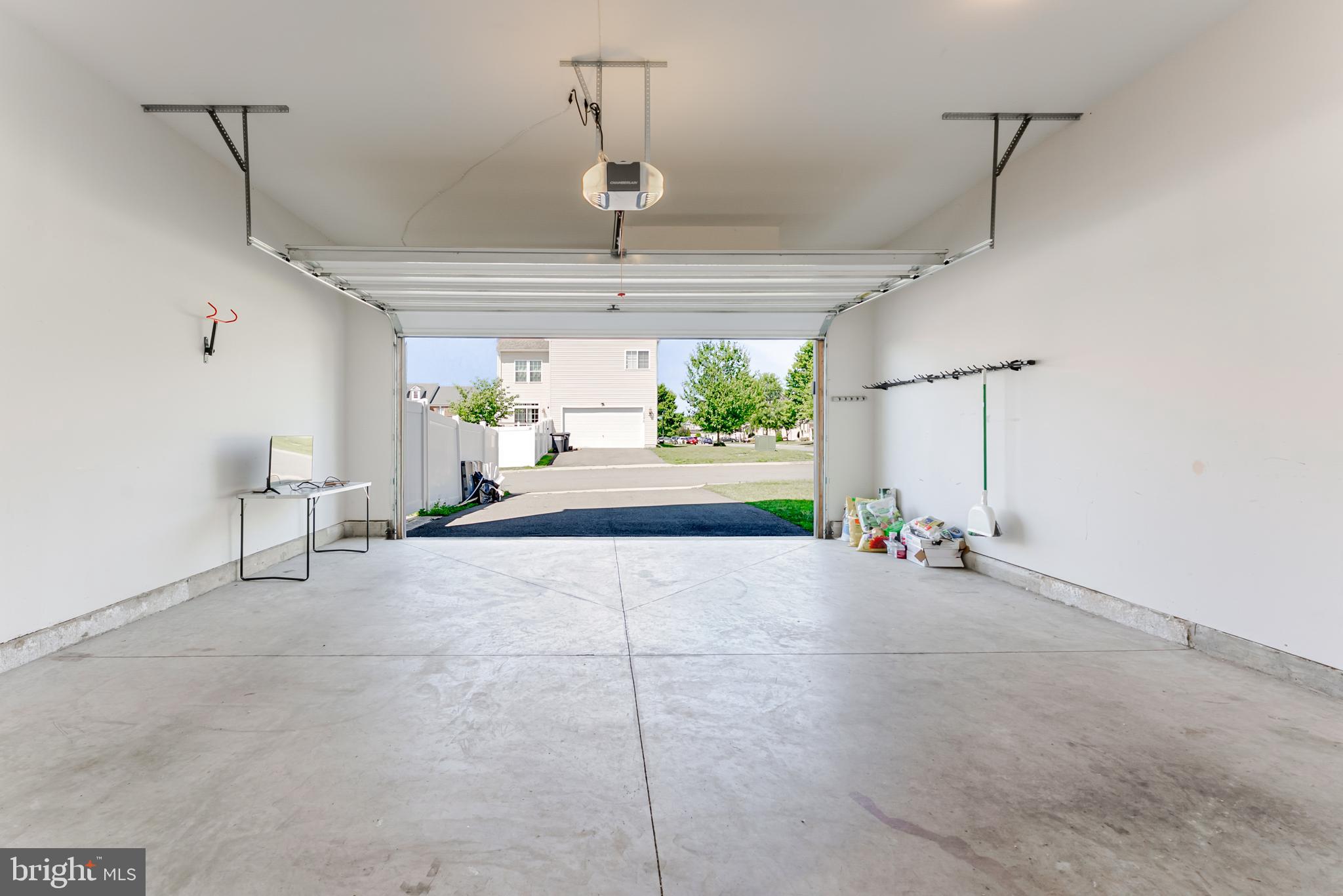 HOPE HILL CROSSING - Residential