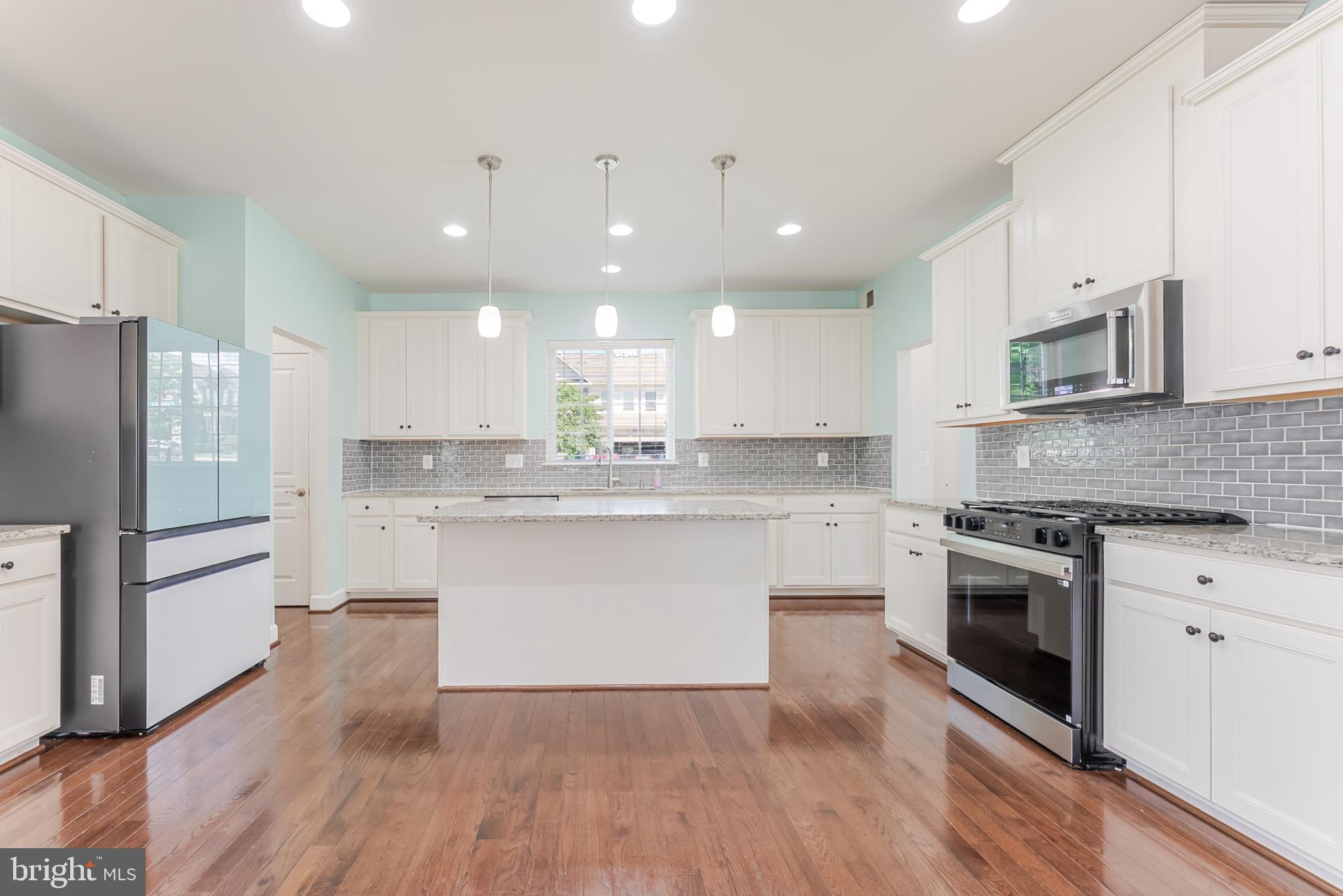 HOPE HILL CROSSING - Residential