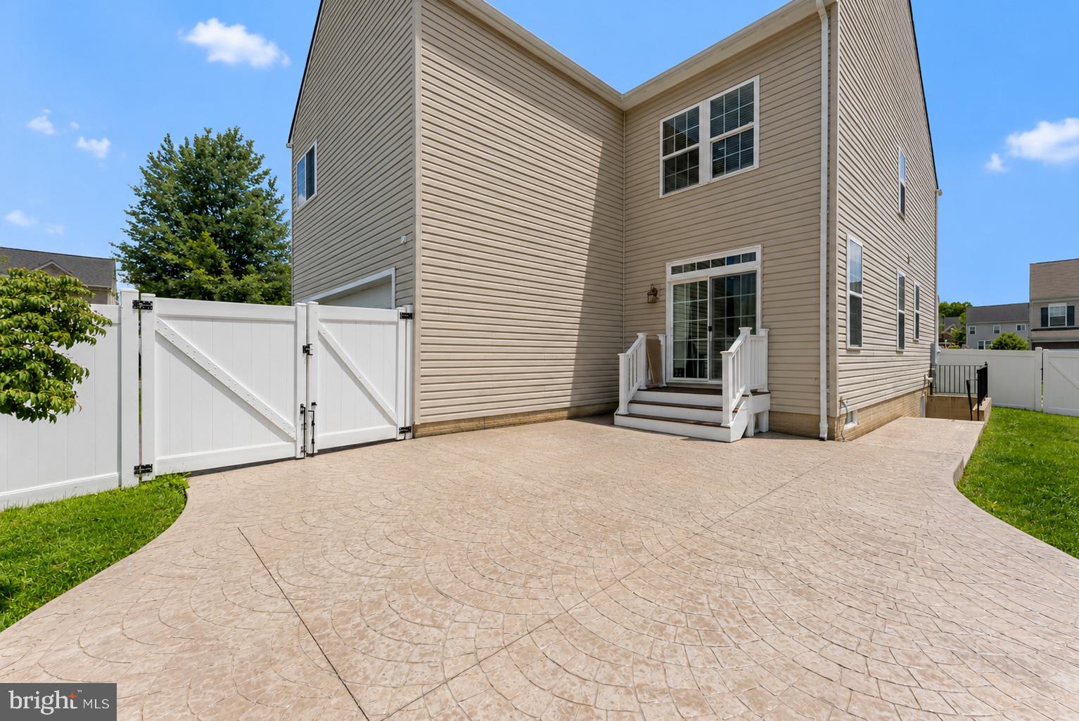 HOPE HILL CROSSING - Residential
