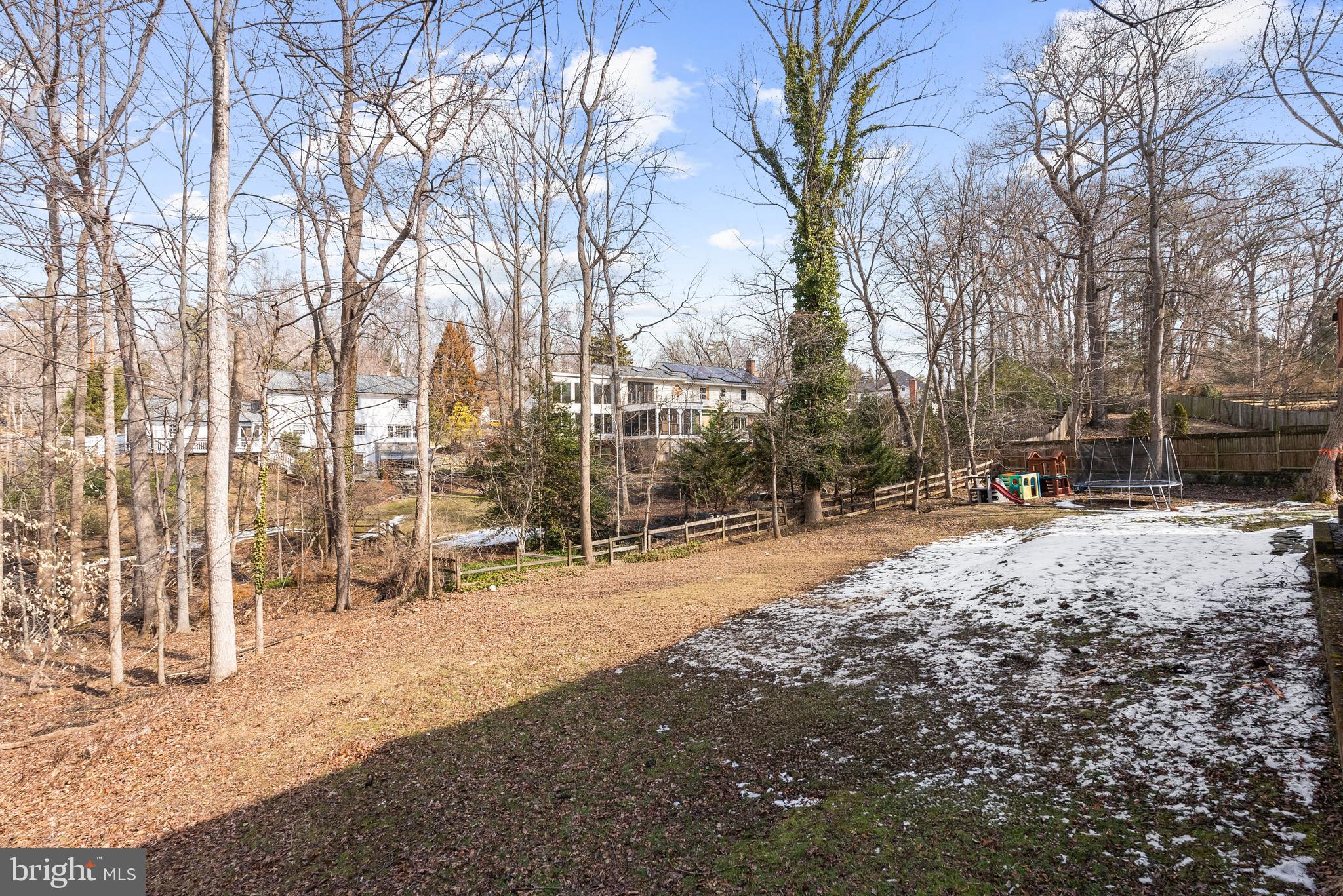 BURNING TREE MANOR - Residential