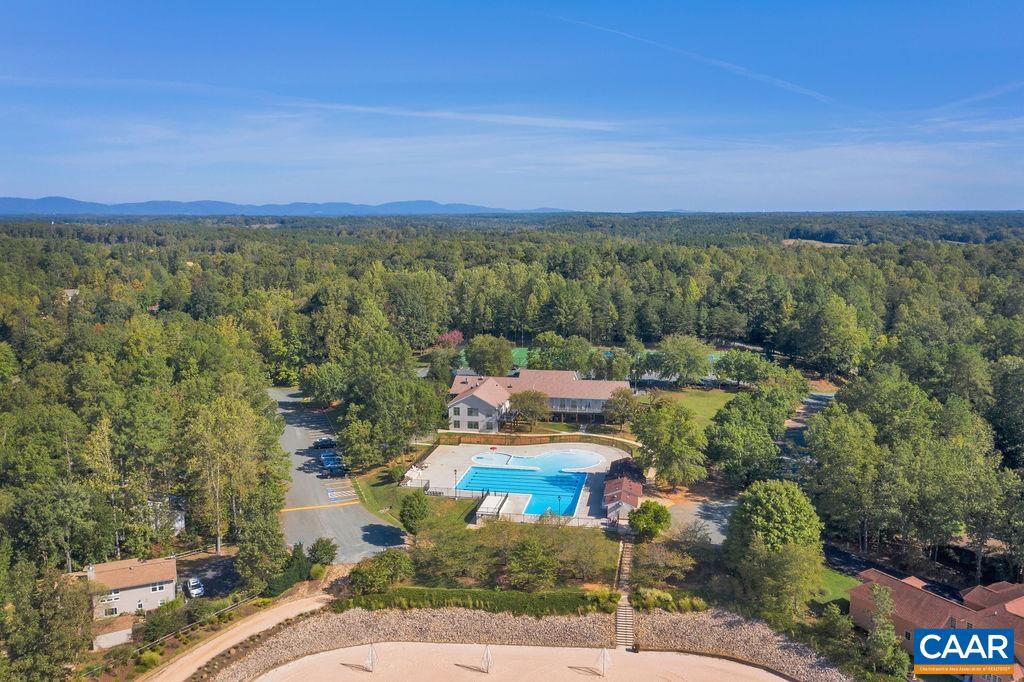 LAKE MONTICELLO - Residential