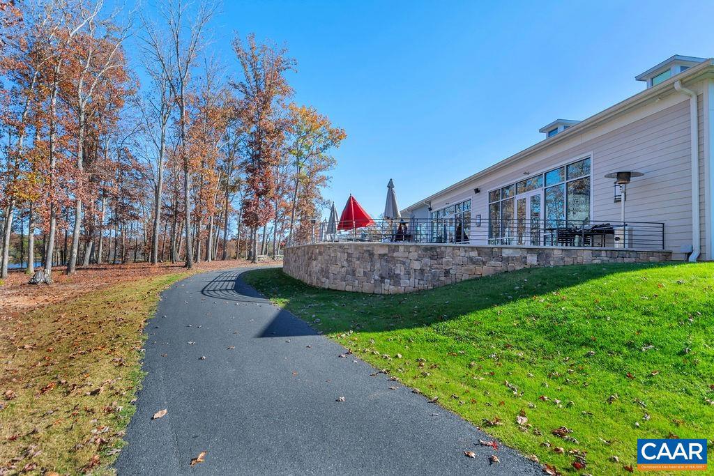 LAKE MONTICELLO - Residential