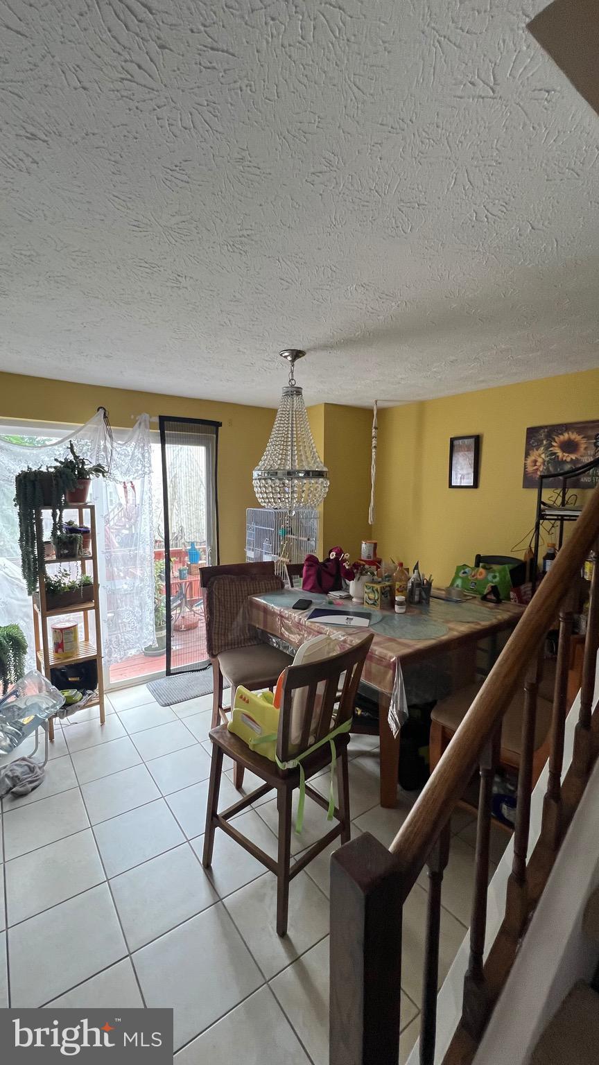 HILLCREST ORCHARDS - Residential