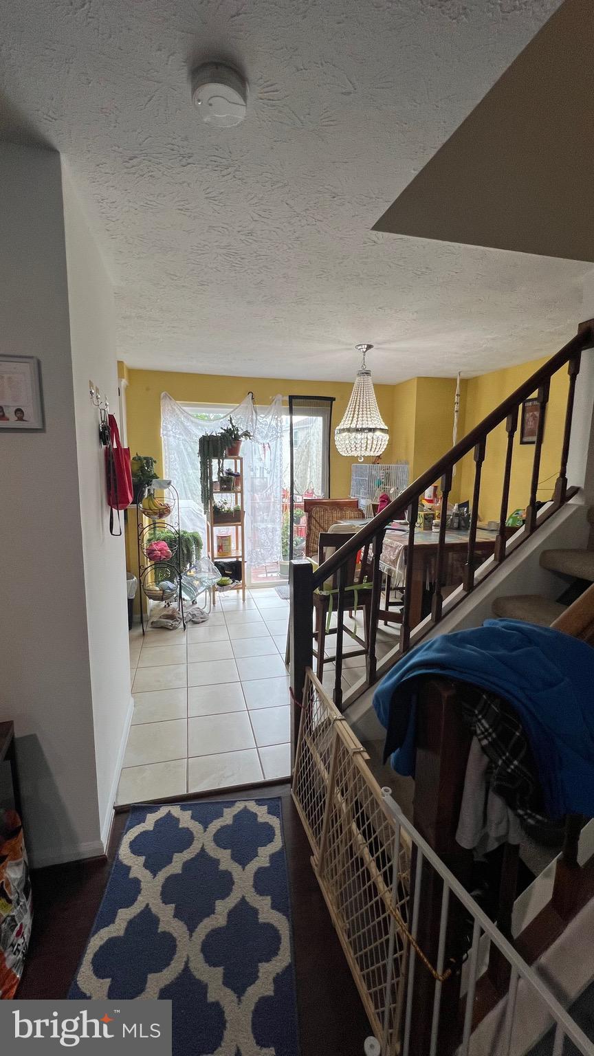 HILLCREST ORCHARDS - Residential