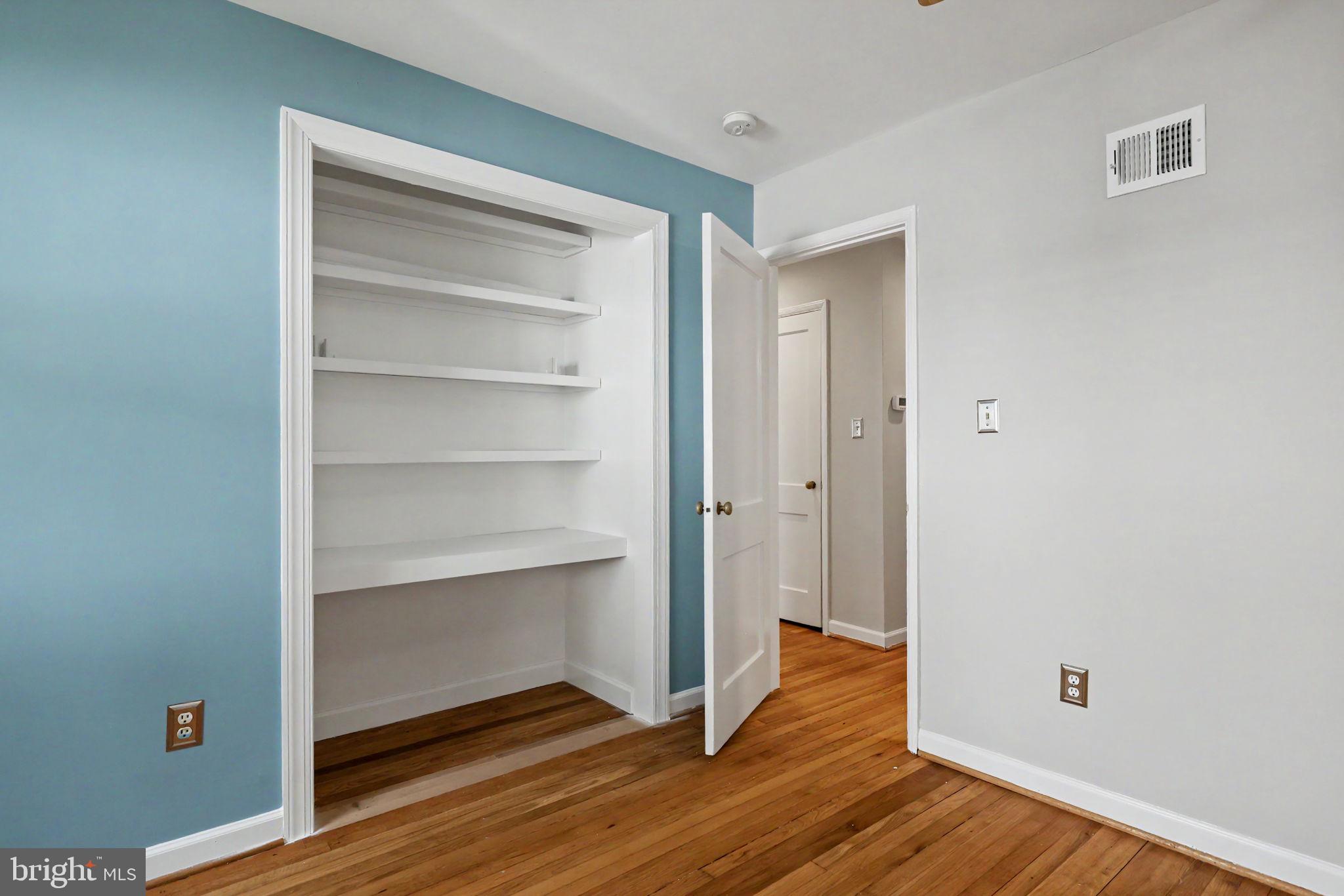 WEST LAWN - Residential