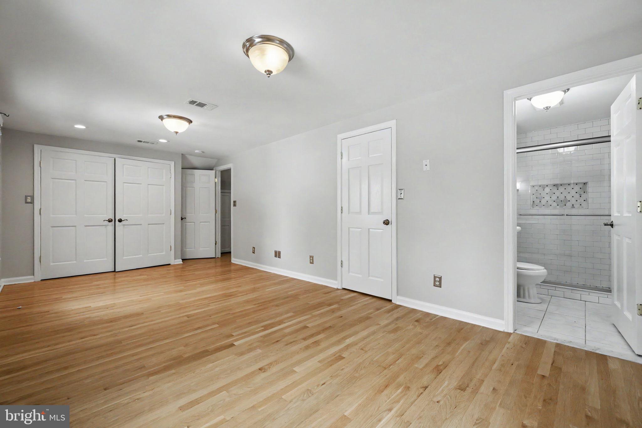 WEST LAWN - Residential