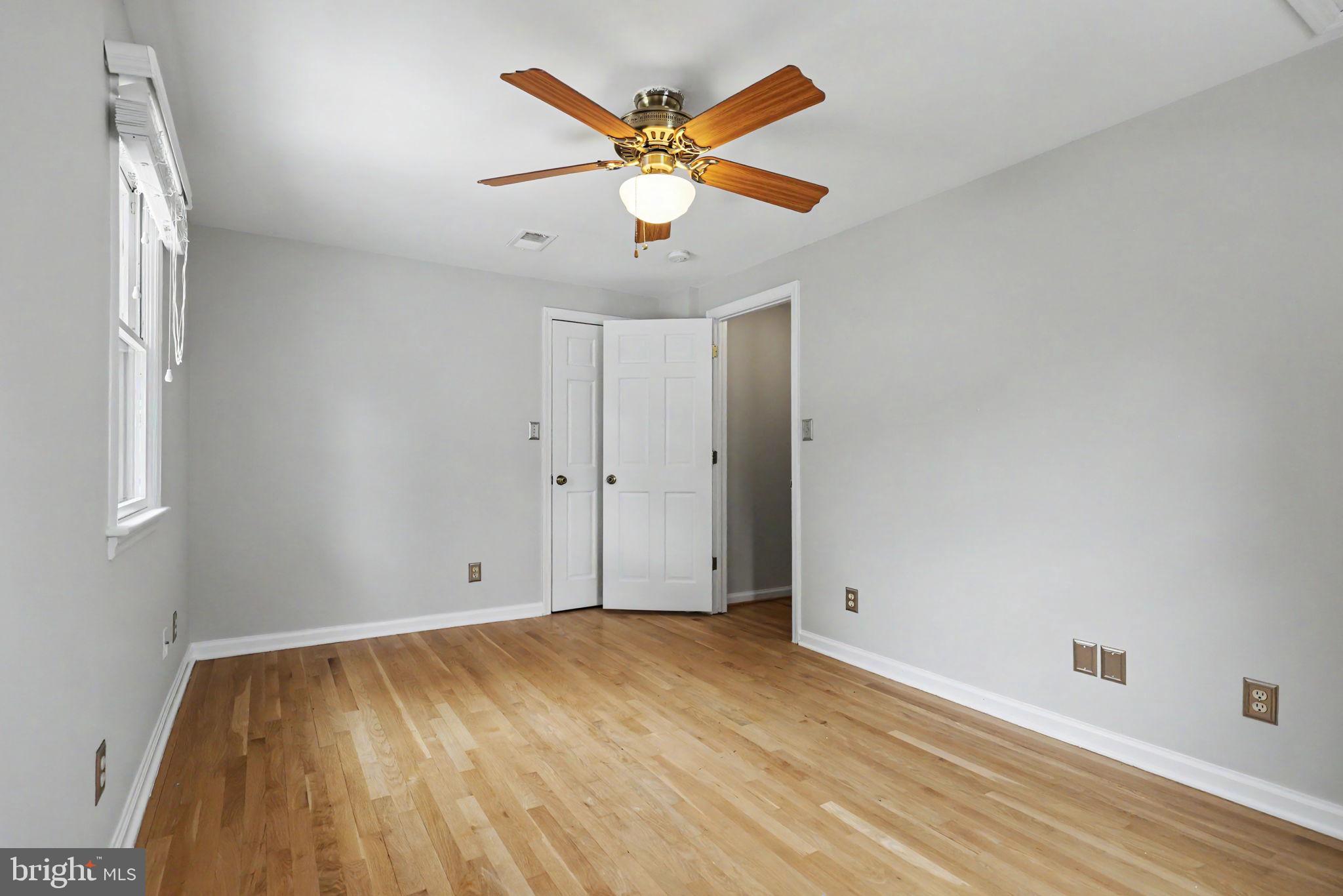 WEST LAWN - Residential
