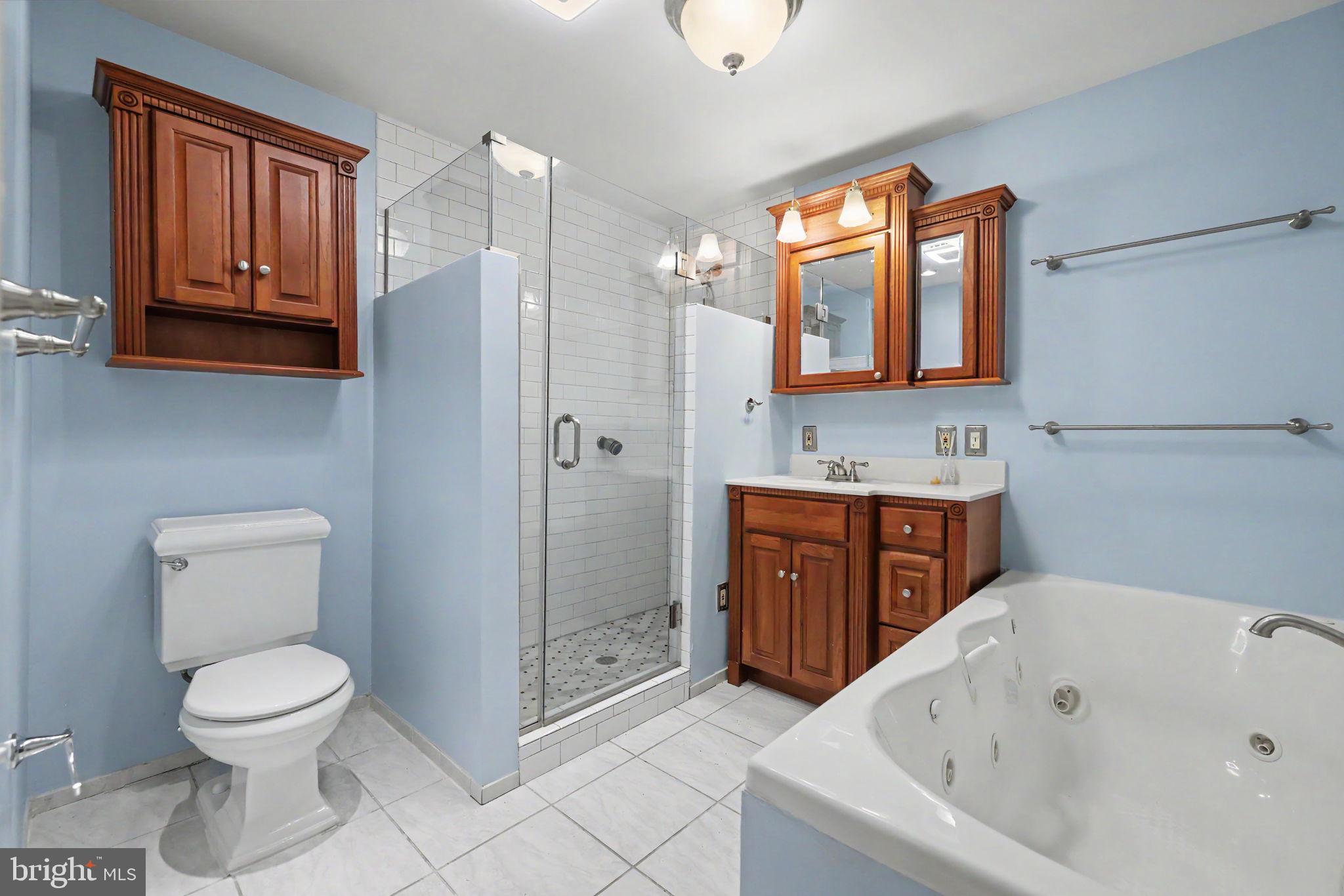 WEST LAWN - Residential