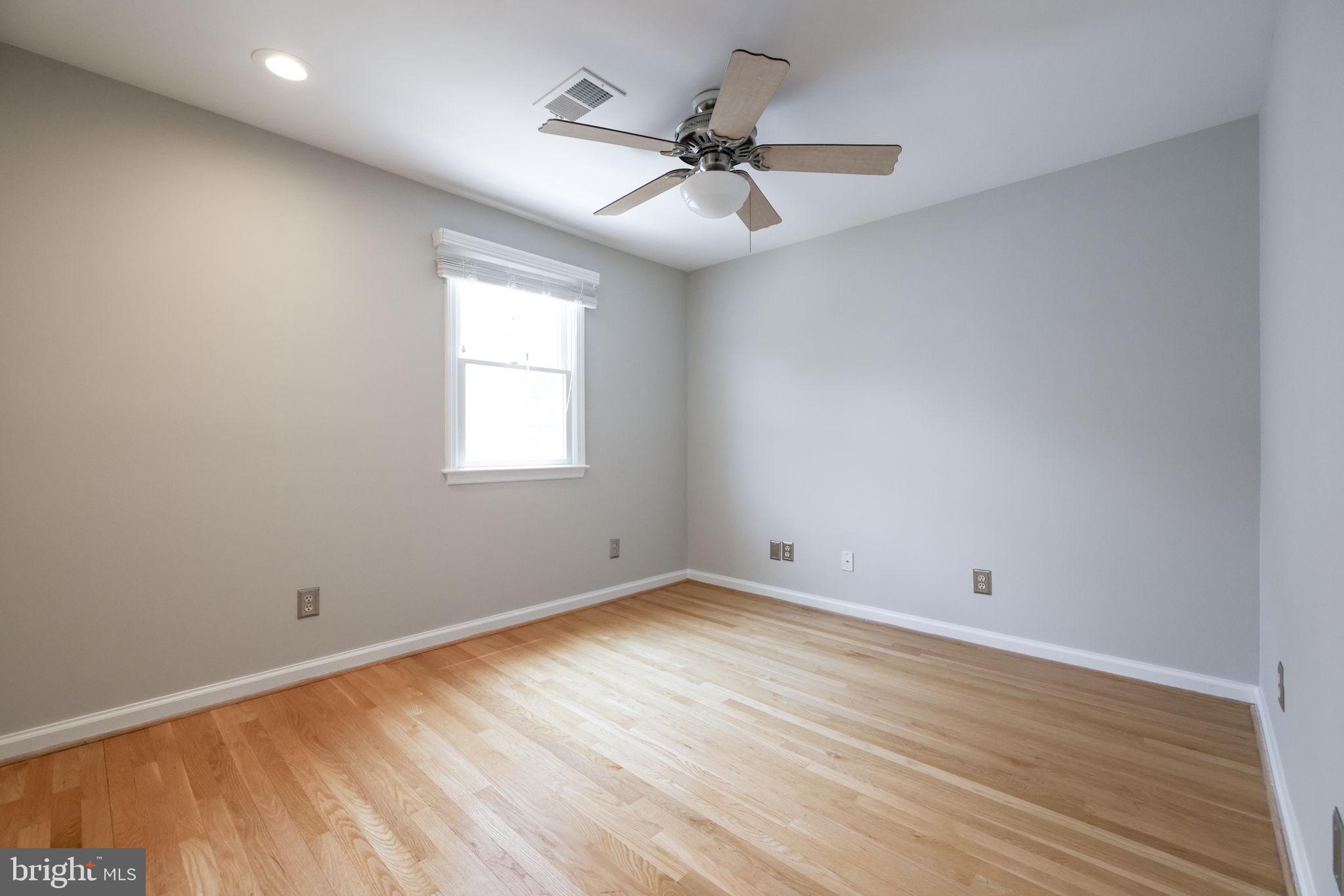 WEST LAWN - Residential