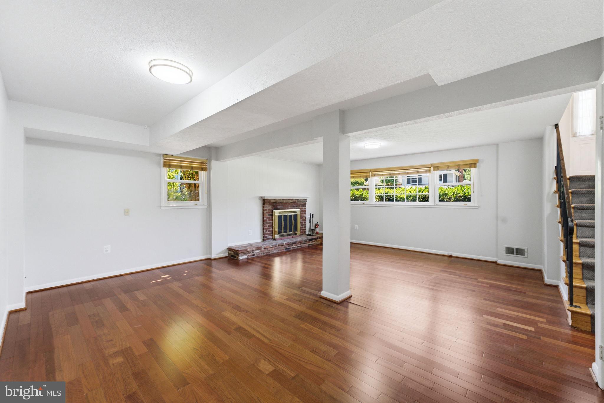 WILDWOOD KNOLLS - Residential