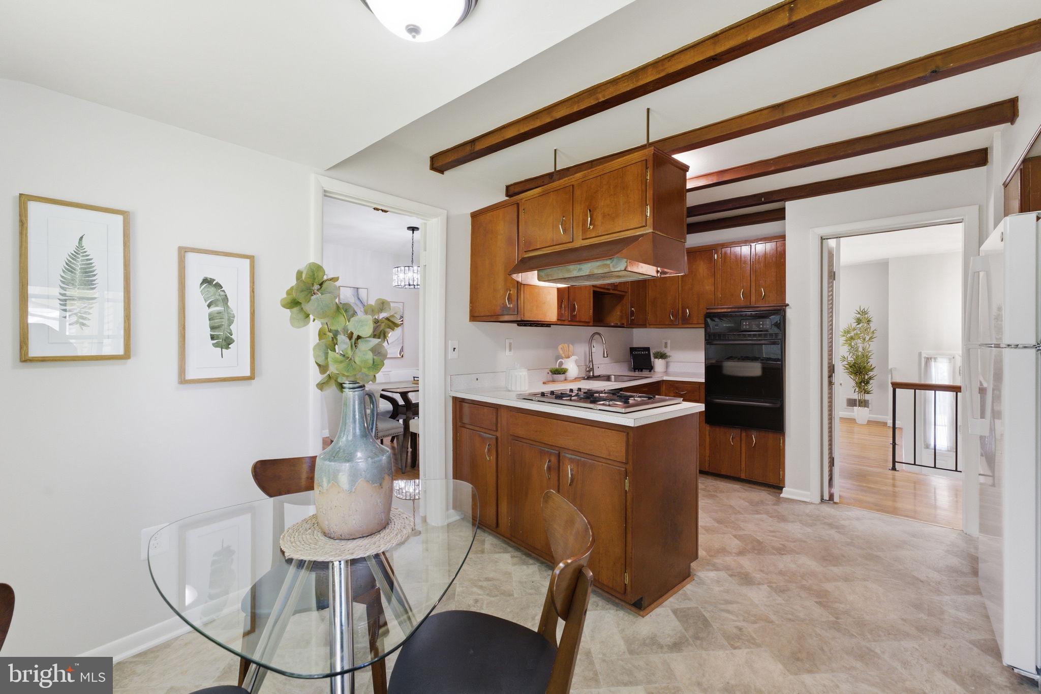 WILDWOOD KNOLLS - Residential