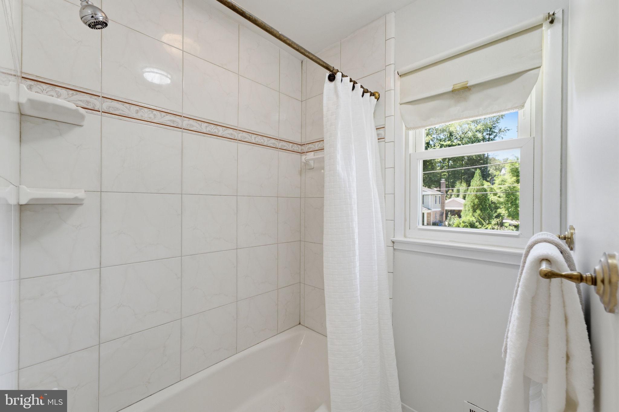 WILDWOOD KNOLLS - Residential