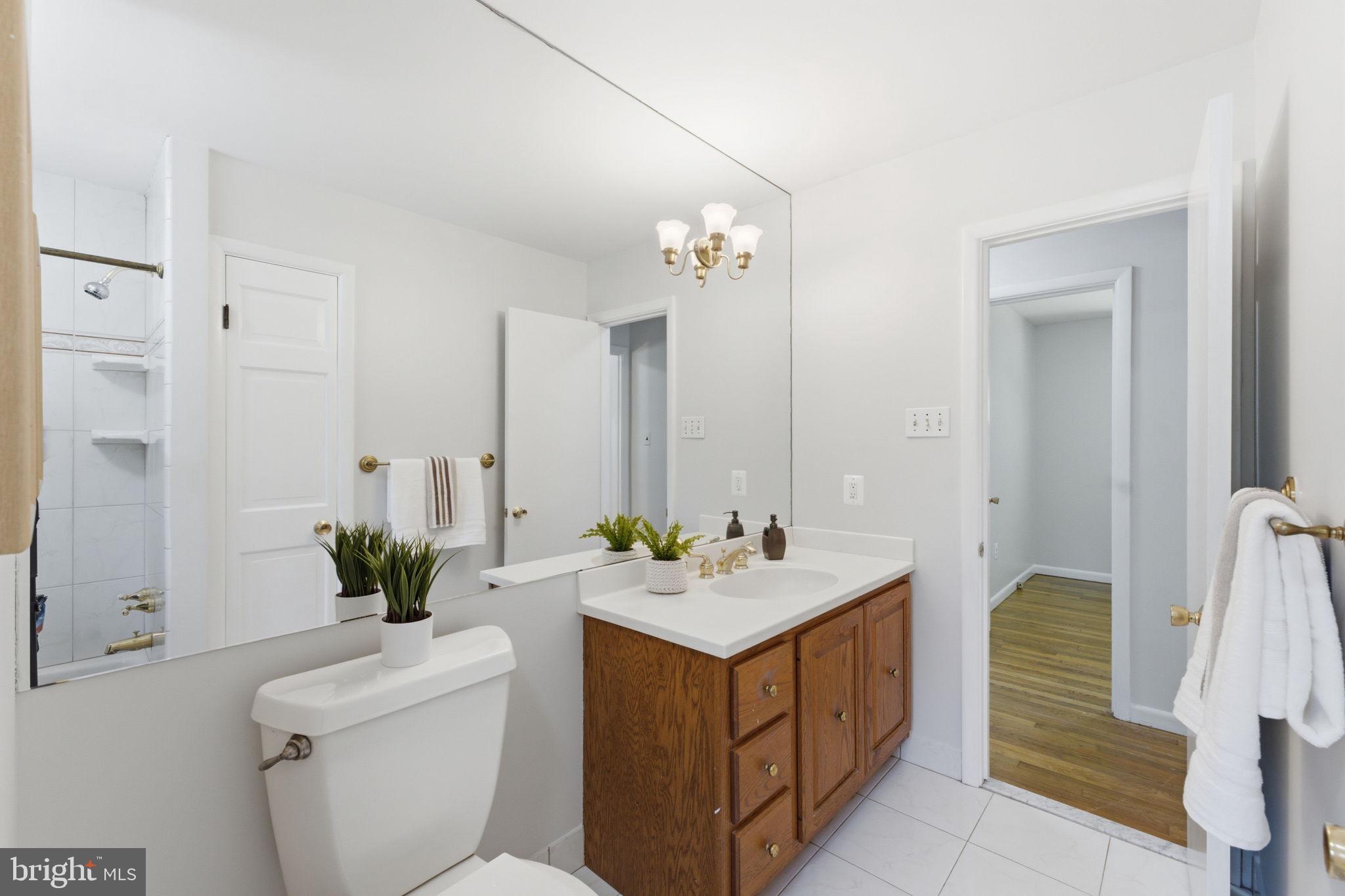 WILDWOOD KNOLLS - Residential