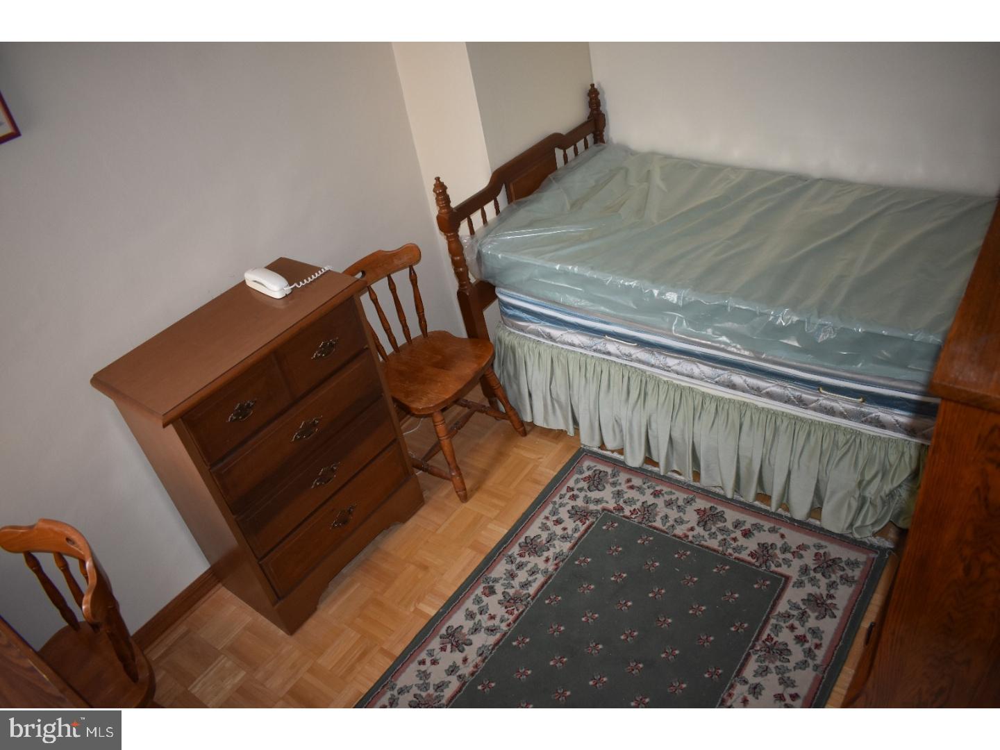 PORT RICHMOND - Residential