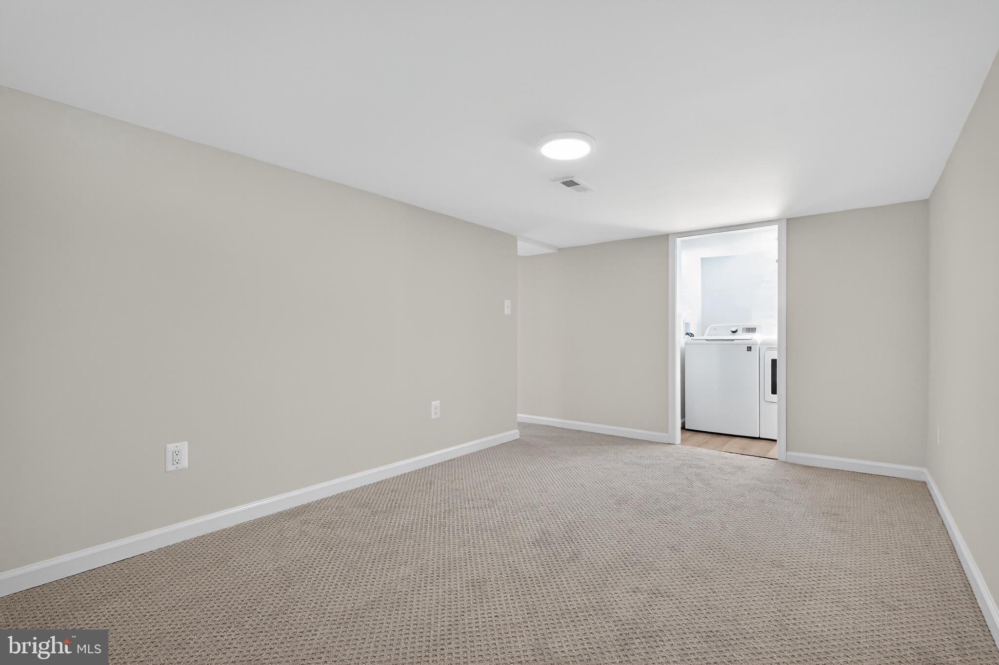 WILLIAMSPORT - Residential