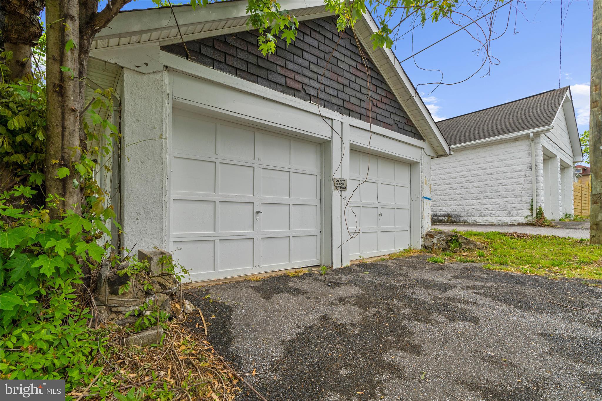 BROOKLYN PARK - Residential Income