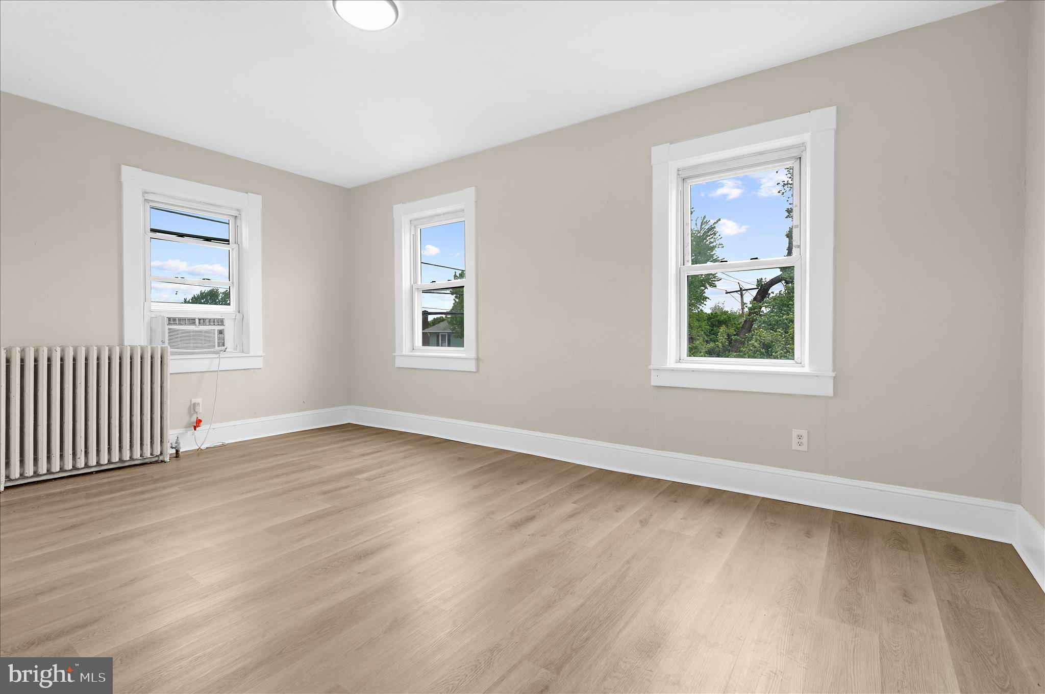 BROOKLYN PARK - Residential Income