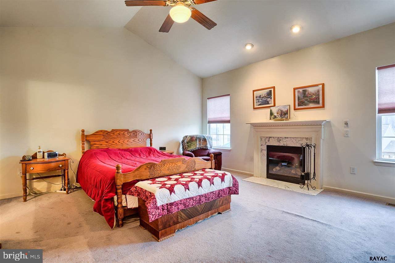 CHANCEFORD CROSSING - Residential