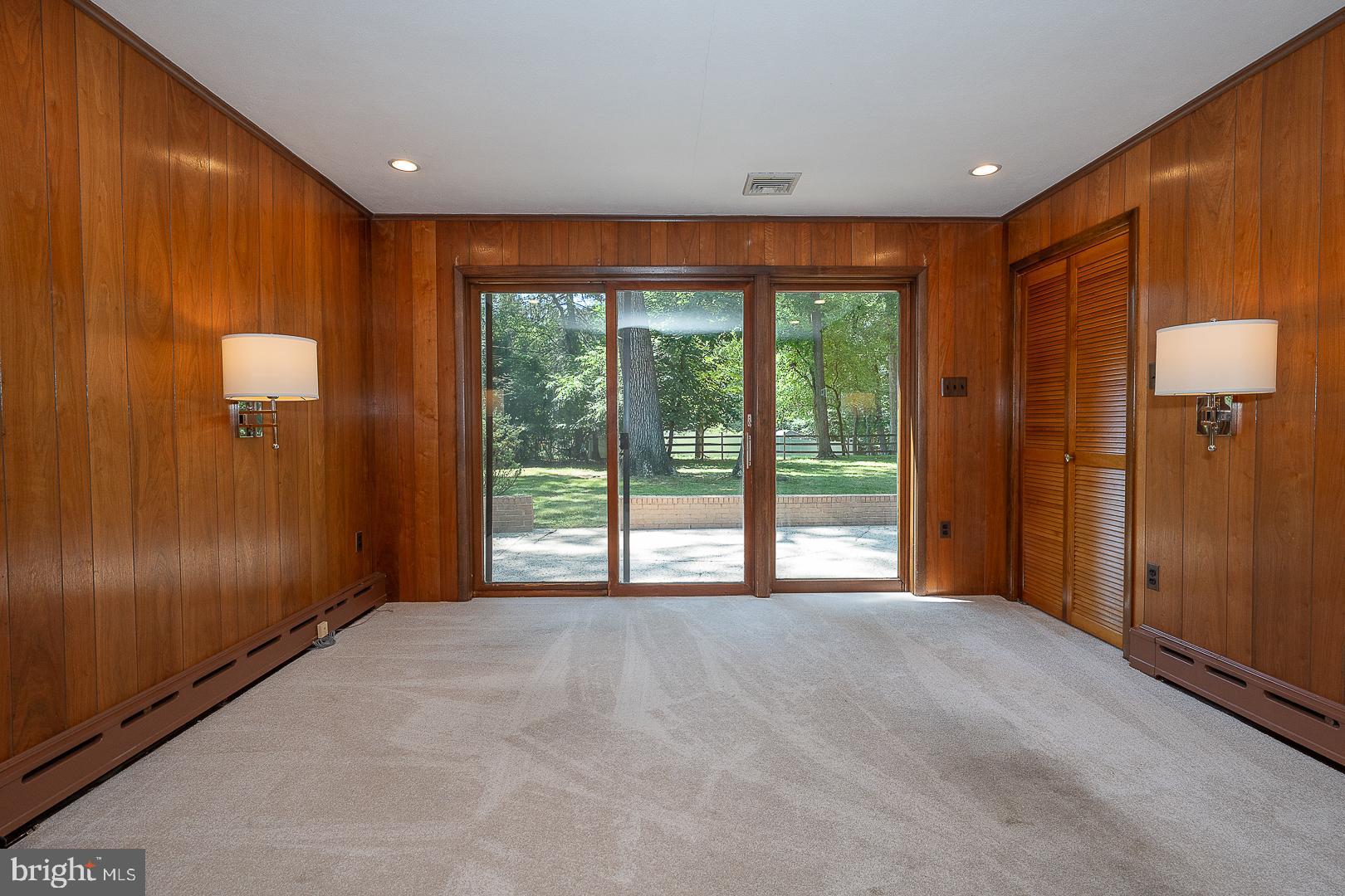 BOB WHITE FARMS - Residential