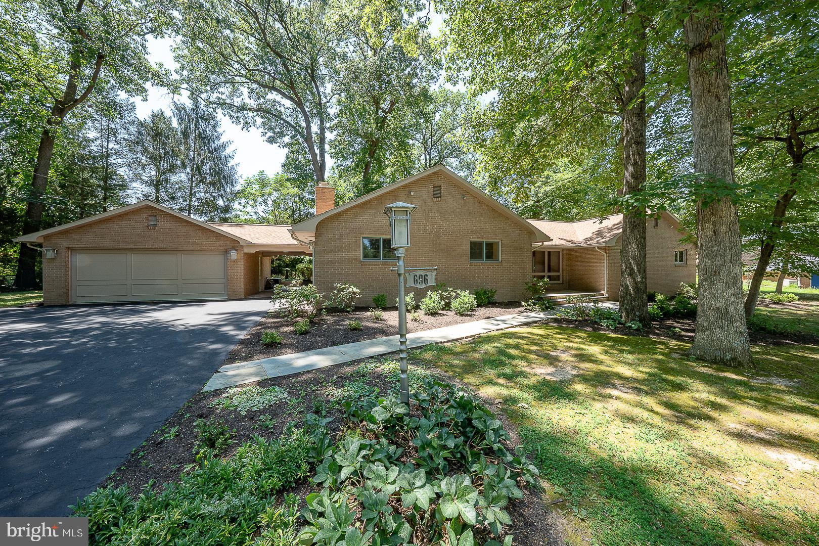 BOB WHITE FARMS - Residential